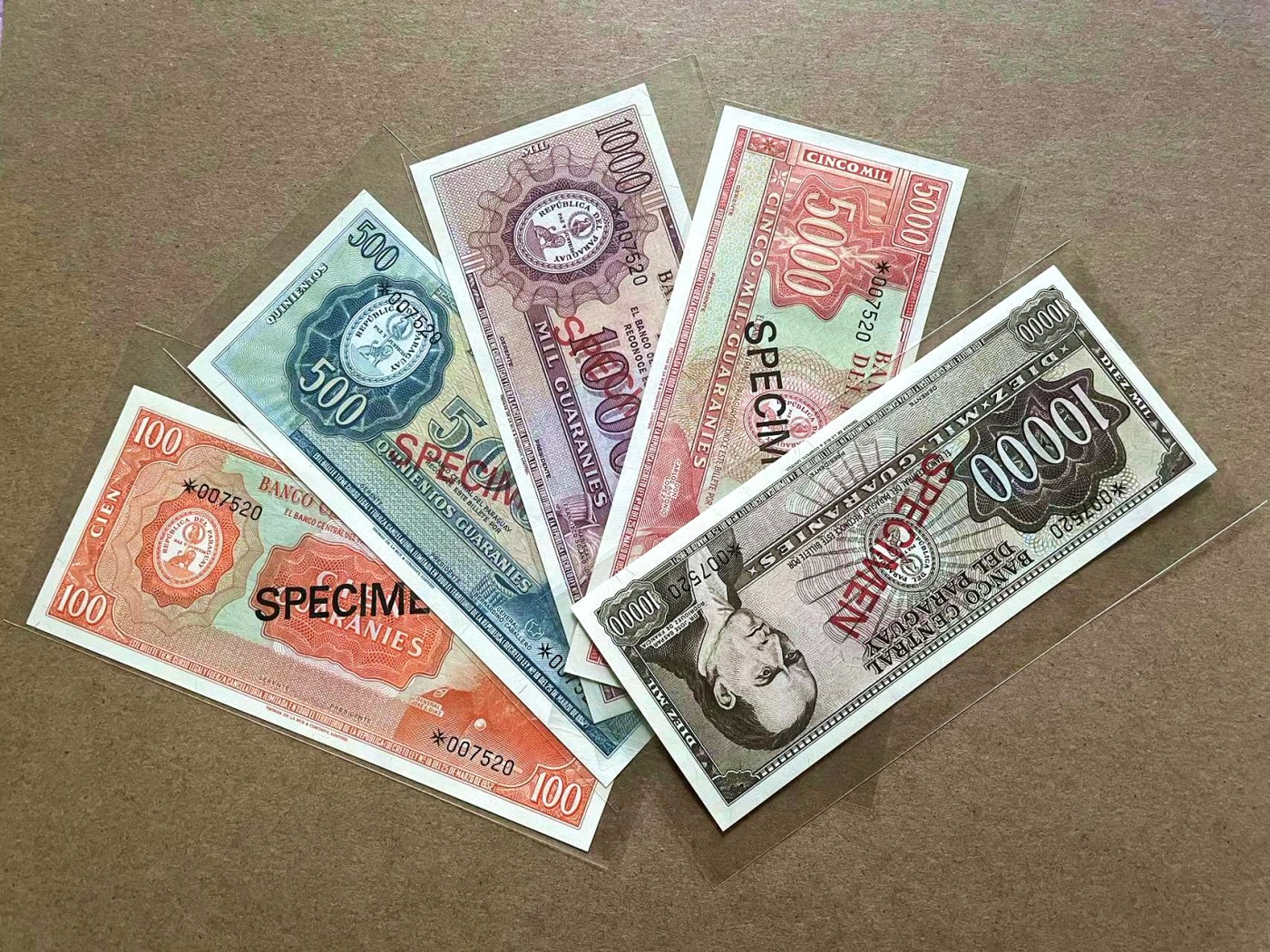 【Blue Auction】✨世界纸币精拍第409期【精】 【一组5张同号样钞】巴拉圭 100-10000瓜拉尼 UNC/UNC-