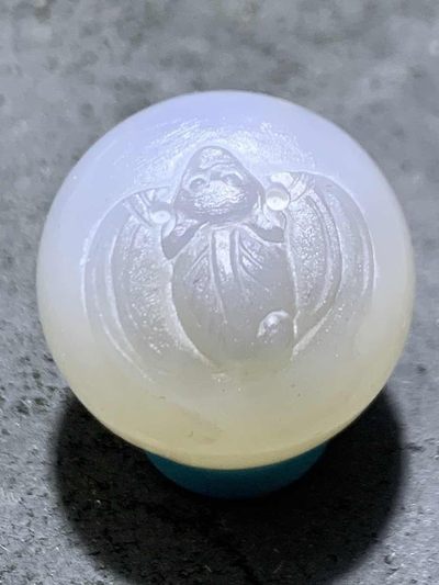 精美高玉化亚光海洋玉髓手工俏色巧雕蝙蝠随形2.0随形圆珠一个 - 精美高玉化亚光海洋玉髓手工俏色巧雕蝙蝠随形2.0随形圆珠一个
