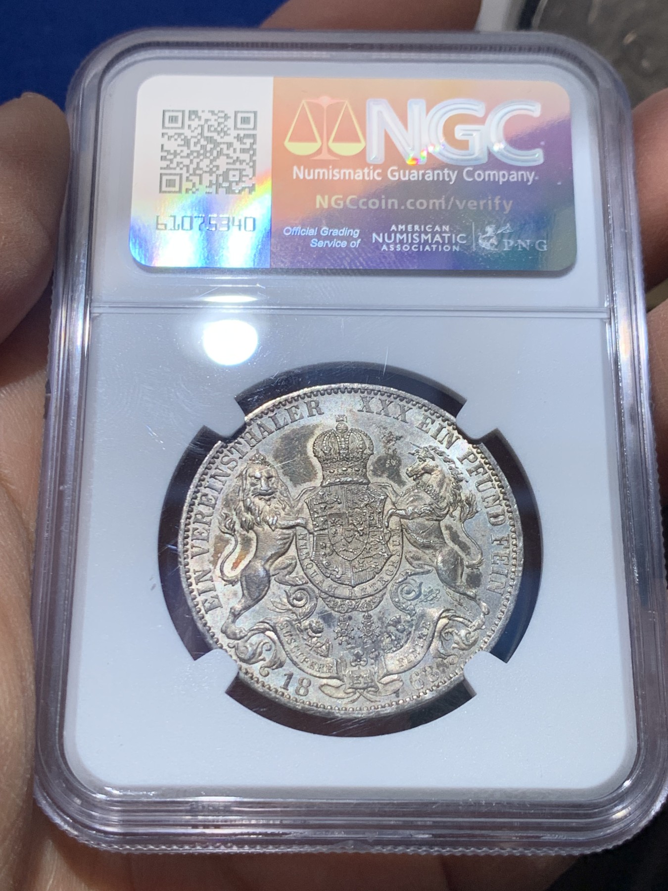 《竞宝斋》圣诞专辑  第一场  第227场 定制纪念章相赠 (全场顺丰包邮) NGC-MS62 德国1863年 汉诺威狮马泰勒银币 少见年份，币面丝滑转光感完美，严评不输给63分的状态