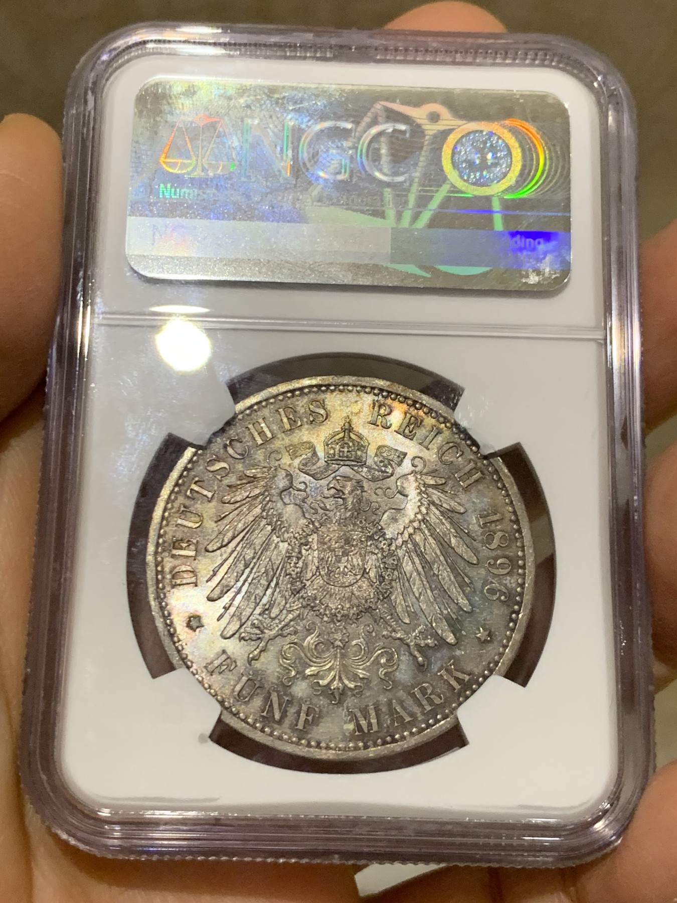 《竞宝斋》圣诞专辑  第一场  第227场 定制纪念章相赠 (全场顺丰包邮) NGC MS64 德国 1896 安哈特  腓特烈一世 统治25周年 纪念 5马克大银币 少见品种 淡彩包浆 底板极美