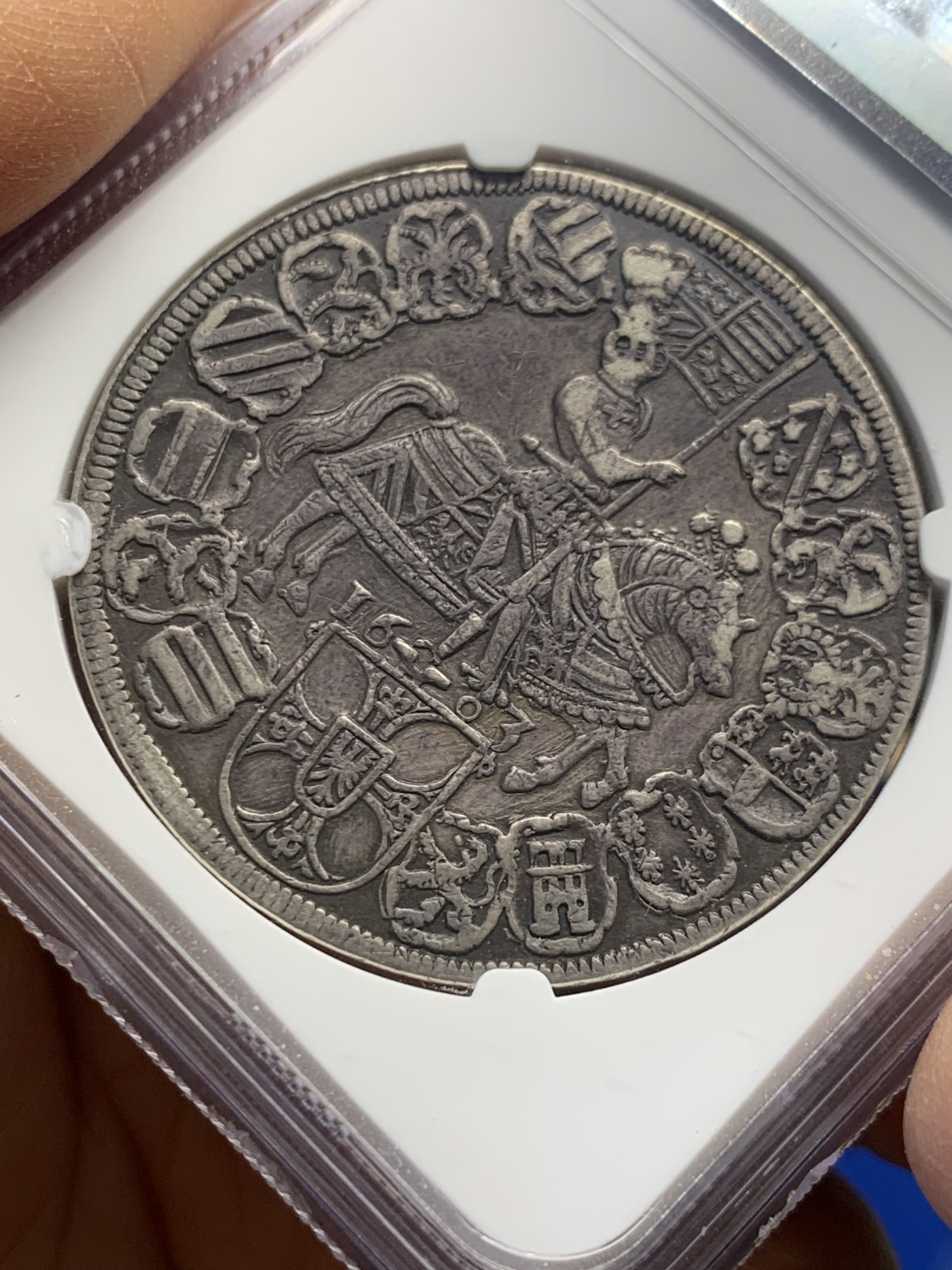 《竞宝斋》圣诞专辑  第一场  第227场 定制纪念章相赠 (全场顺丰包邮) NGC XF TOOLED 德国1603年条顿骑士团1泰勒银币 非常少见的品种