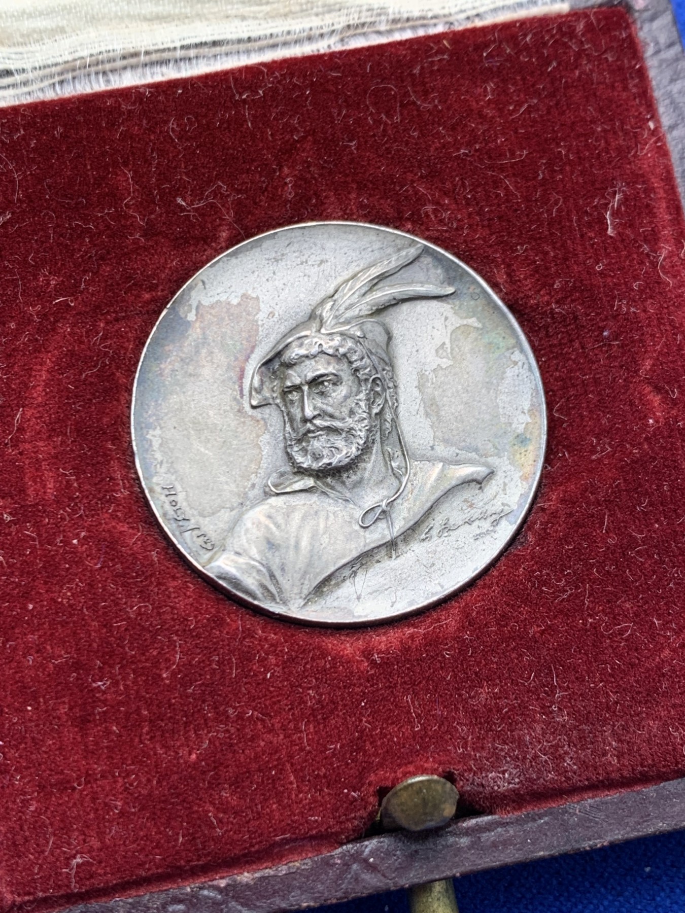 《竞宝斋》圣诞专辑  第一场  第227场 定制纪念章相赠 (全场顺丰包邮) 1912年瑞士圣加仑射击节银章，25.9mm 10.75g 边缘圆润厚实高浮雕 少见品种，真正原盒，瑞射藏家的喜爱品种