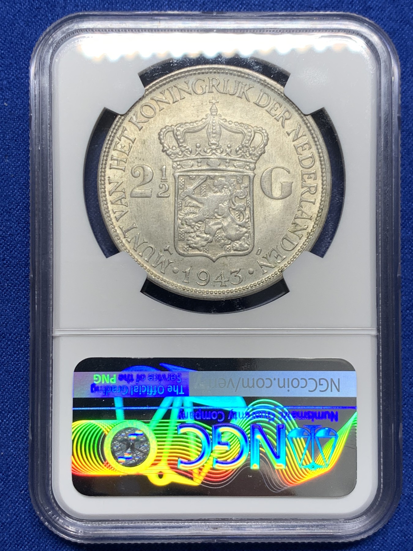 《竞宝斋》圣诞专辑  第一场  第227场 定制纪念章相赠 (全场顺丰包邮) 亚军分 NGC-MS65 荷属东印度 1943年 威廉米娜女王 2.5盾大银币 一枚就毕业的品相