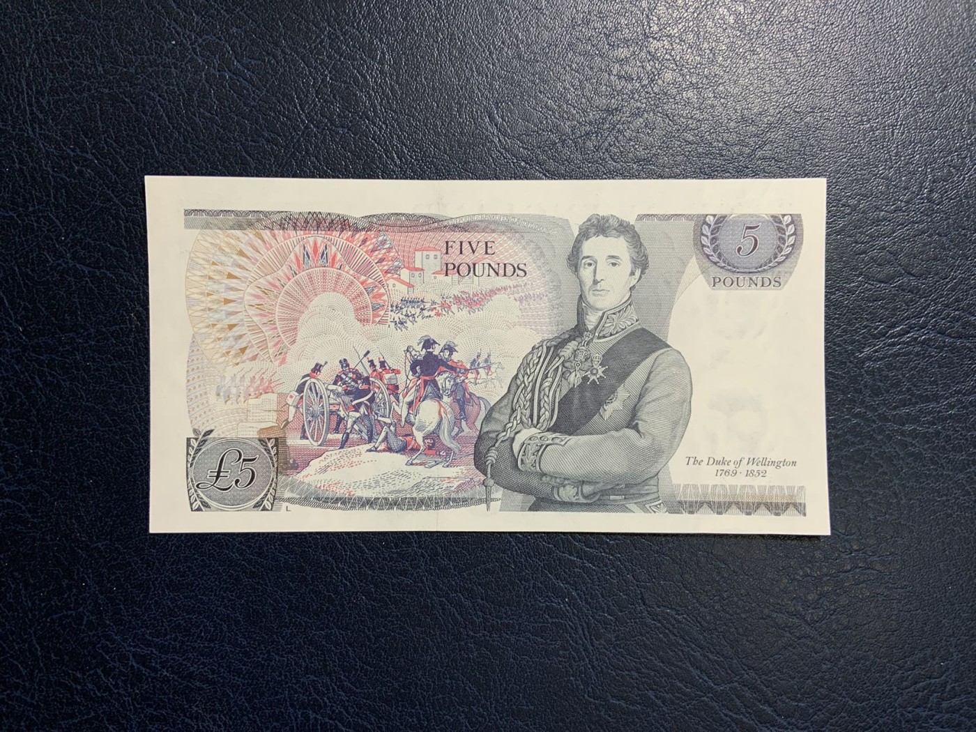 收藏联盟Quantum Auction 第313期拍卖  英国1971-72年5镑 品相UNC 首签名 稀少签名 威灵顿公爵