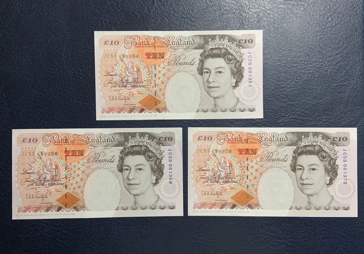 收藏联盟Quantum Auction 第313期拍卖  英国1993年版10镑3张 品相UNC 边角有瑕疵 狄更斯