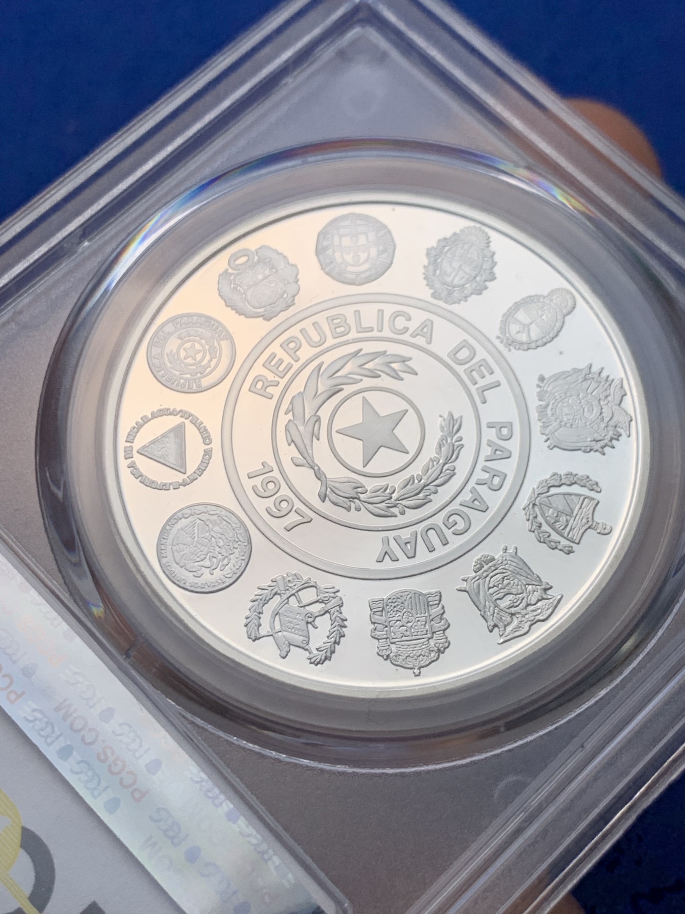 《竞宝斋》圣诞专辑  第一场  第227场 定制纪念章相赠 (全场顺丰包邮) PCGS-PR69DC  1997巴拉圭精制大银币 国内几乎见不到的品种  高分