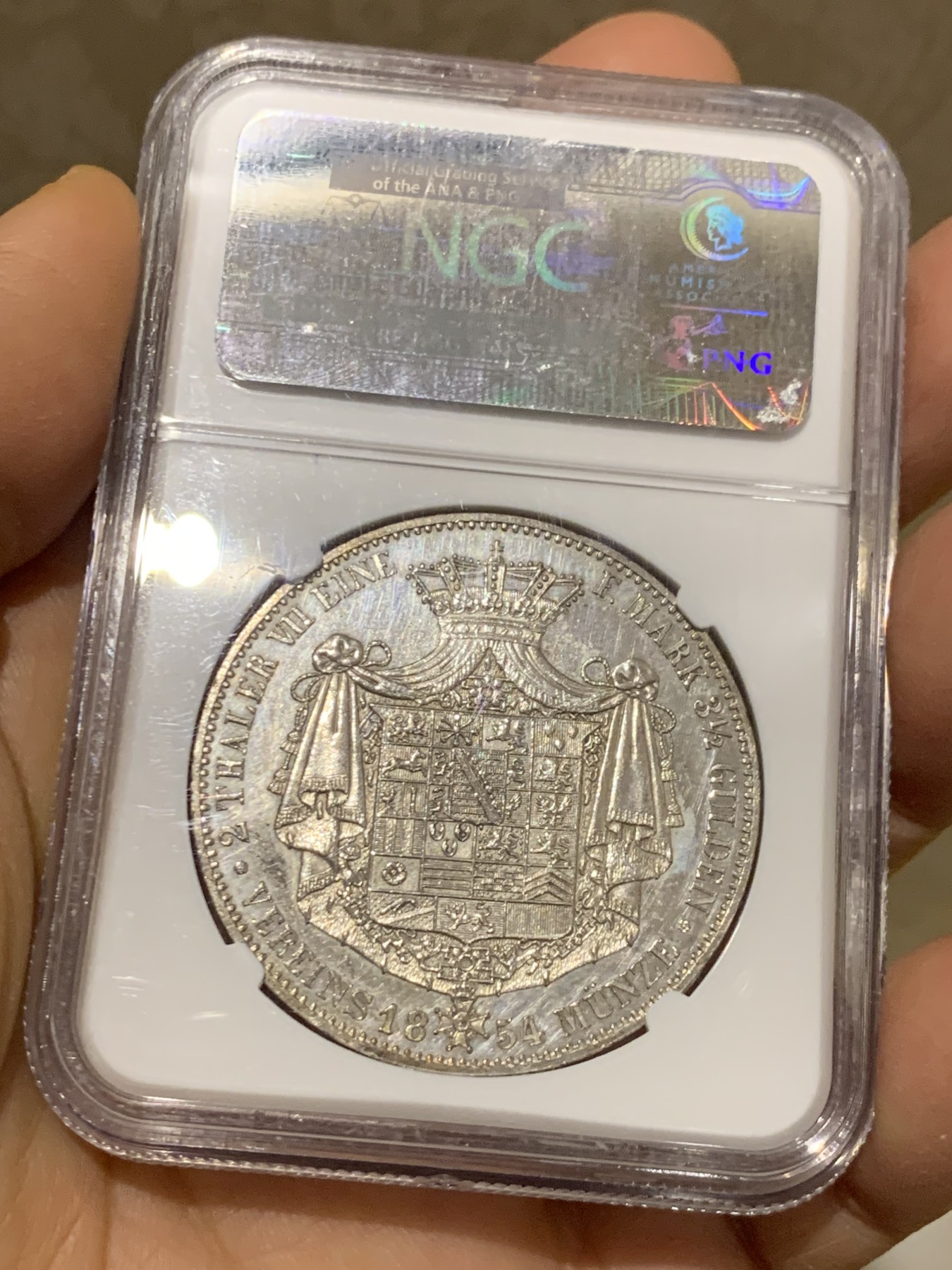 《竞宝斋》圣诞专辑  第一场  第227场 定制纪念章相赠 (全场顺丰包邮) 冠军分 NGC MS62 德国 1854 萨克森-科堡-哥达公爵 恩斯特二世 2泰勒大银币 单一年份稀少品种  PL底板 他的弟弟便是维多利亚女王的丈夫 Ha拍卖原物来价5160美元