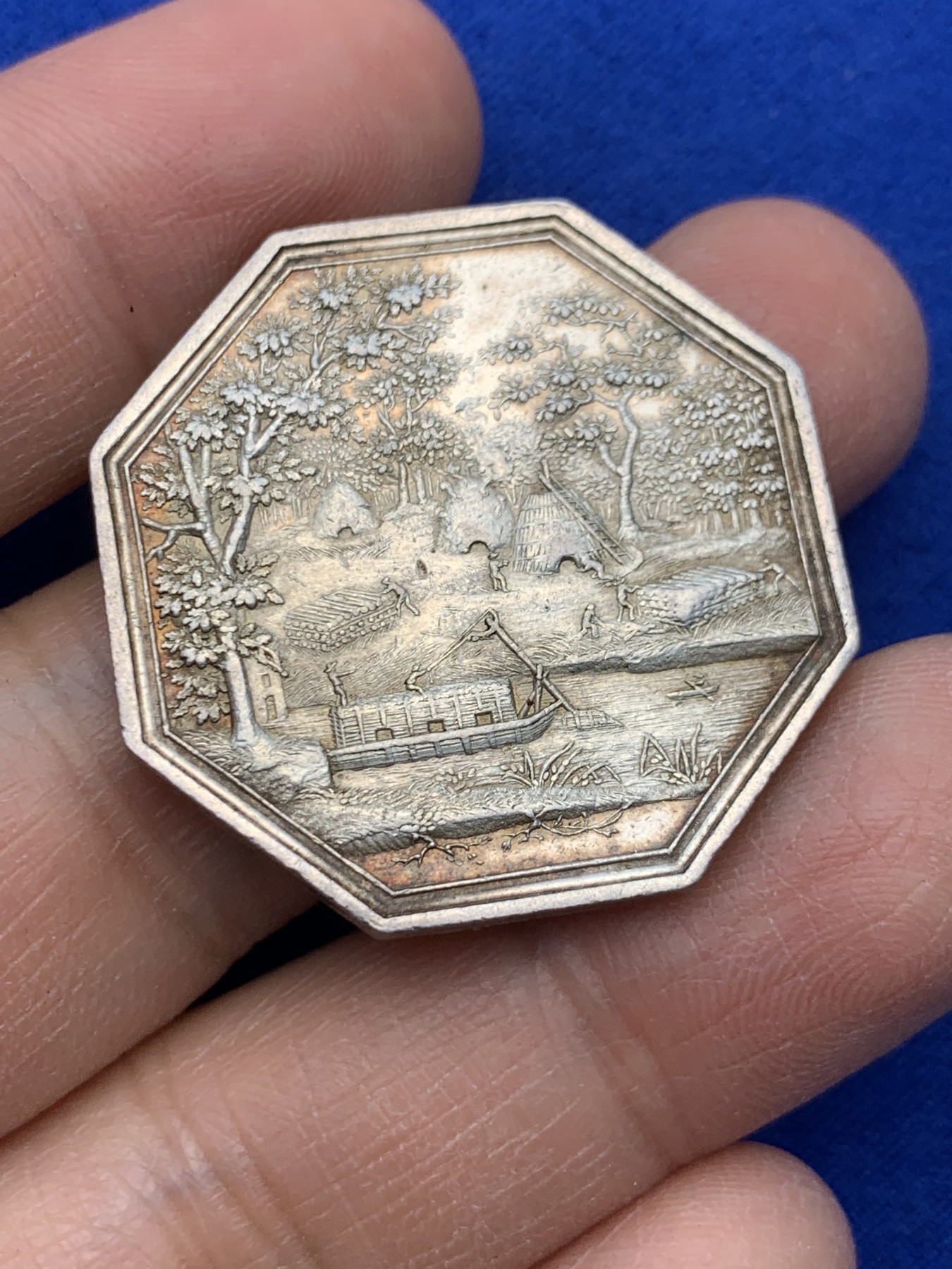 《竞宝斋》圣诞专辑  第一场  第227场 定制纪念章相赠 (全场顺丰包邮) 法国巴黎煤炭贸易八角银质jeton，名誉品，共和国13年版，16.3g，33.1mm，早期无边铭