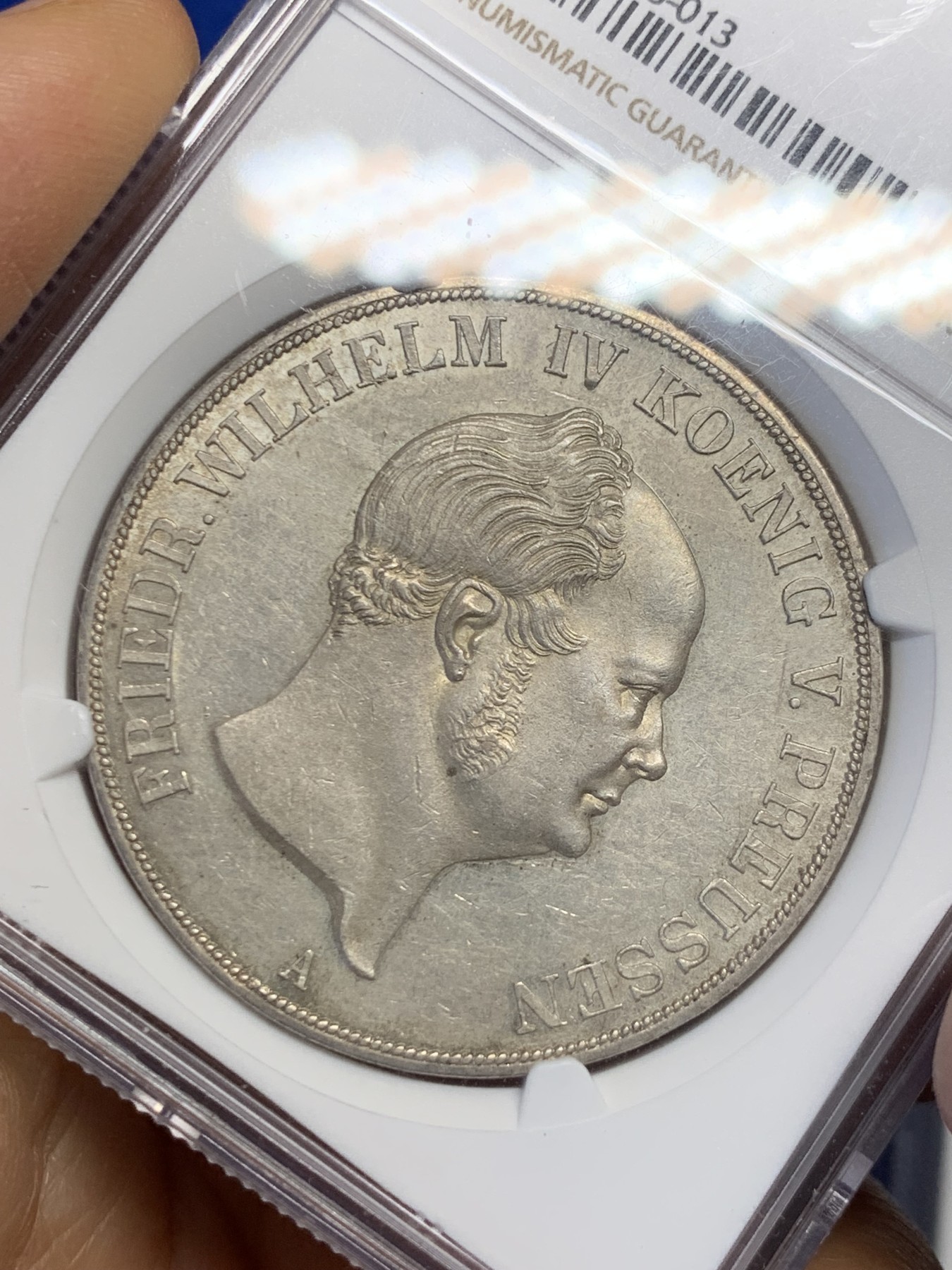 《竞宝斋》圣诞专辑  第一场  第227场 定制纪念章相赠 (全场顺丰包邮) NGC MS61 1855年 德国普鲁士洋葱头2泰勒大窗帘银币 底板光洁 细节好 感觉低评了