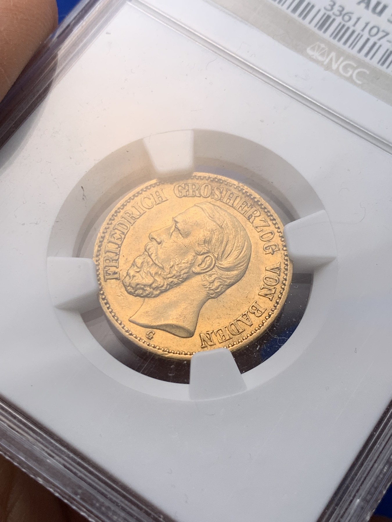 《竞宝斋》圣诞专辑  第一场  第227场 定制纪念章相赠 (全场顺丰包邮) NGC-AU58 德国巴登大公国  1873年20帝国金马克金币 热门的德二短翅鹰，细节和光度都非常好，感觉低评