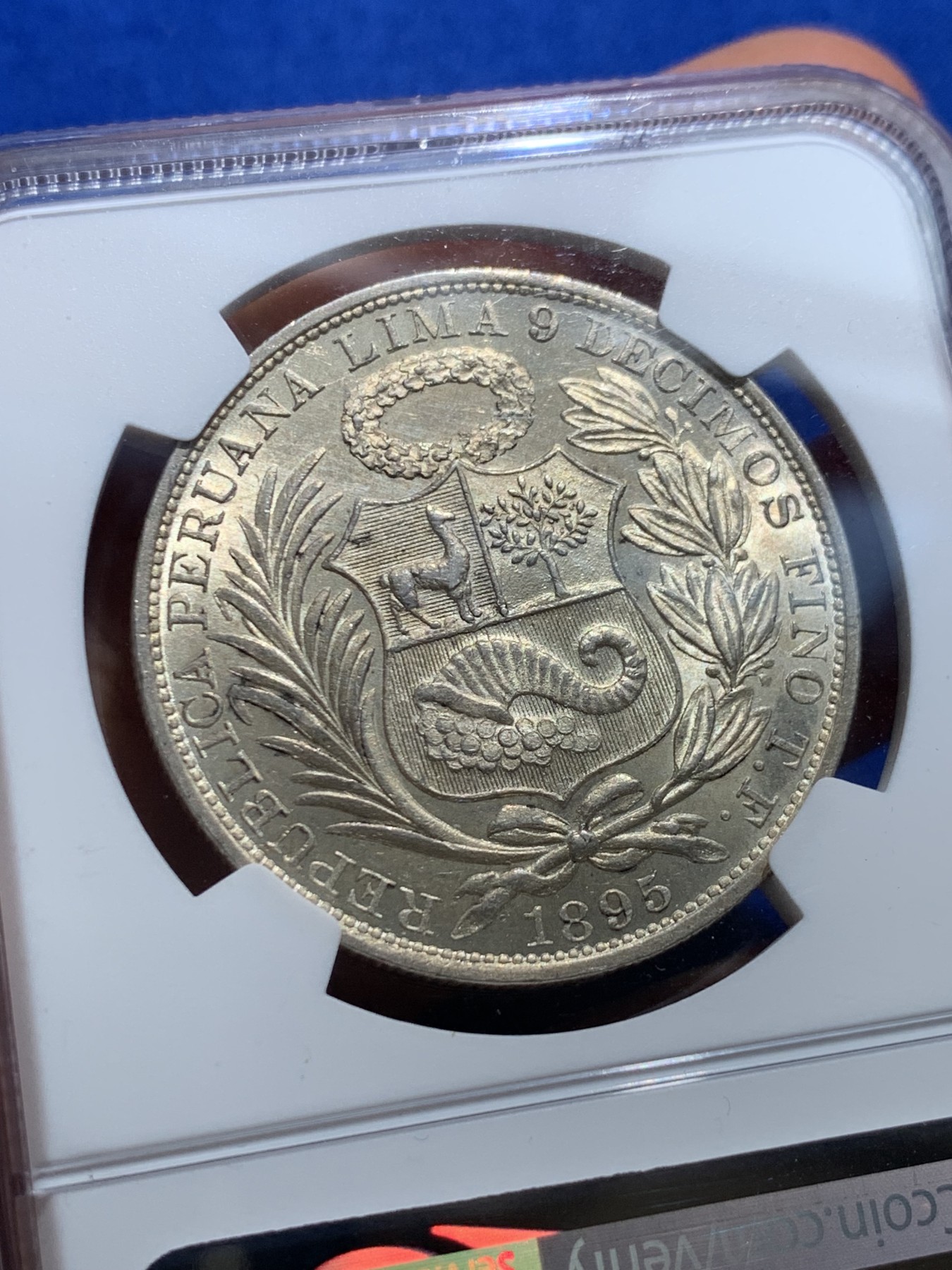 《竞宝斋》圣诞专辑  第二场  第228场 定制纪念章相赠 (全场顺丰包邮) NGC-MS62 秘鲁 1895年 1索尔 黄油光 大银币 相对早期年份 高银版 质感漂亮