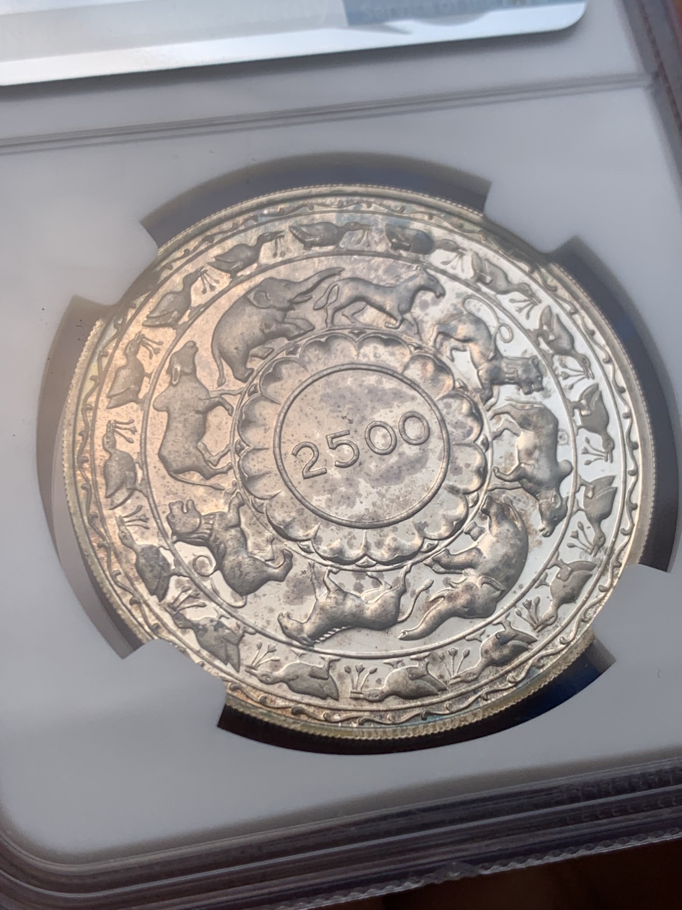 《竞宝斋》圣诞专辑  第一场  第227场 定制纪念章相赠 (全场顺丰包邮) NGC-PF65 锡兰 1957年 5卢比精制银币 纪念佛教缘起2500年 发行量仅1800枚 热门品种