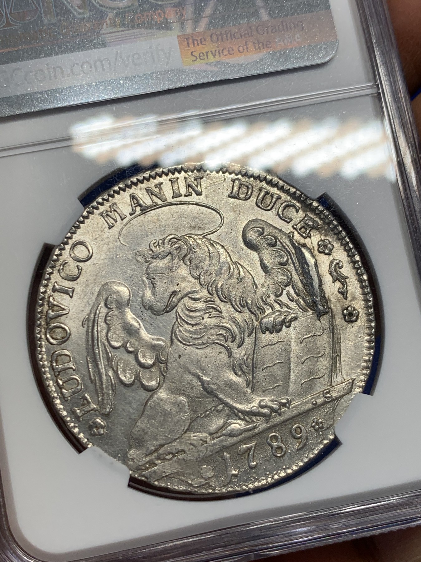 《竞宝斋》圣诞专辑  第一场  第227场 定制纪念章相赠 (全场顺丰包邮) NGC-MS62 意大利 威尼斯 1789年 泰勒 威尼斯飞狮纪念大银币 背部狮子浮雕生动 造型古朴雅致 NGC冠军分