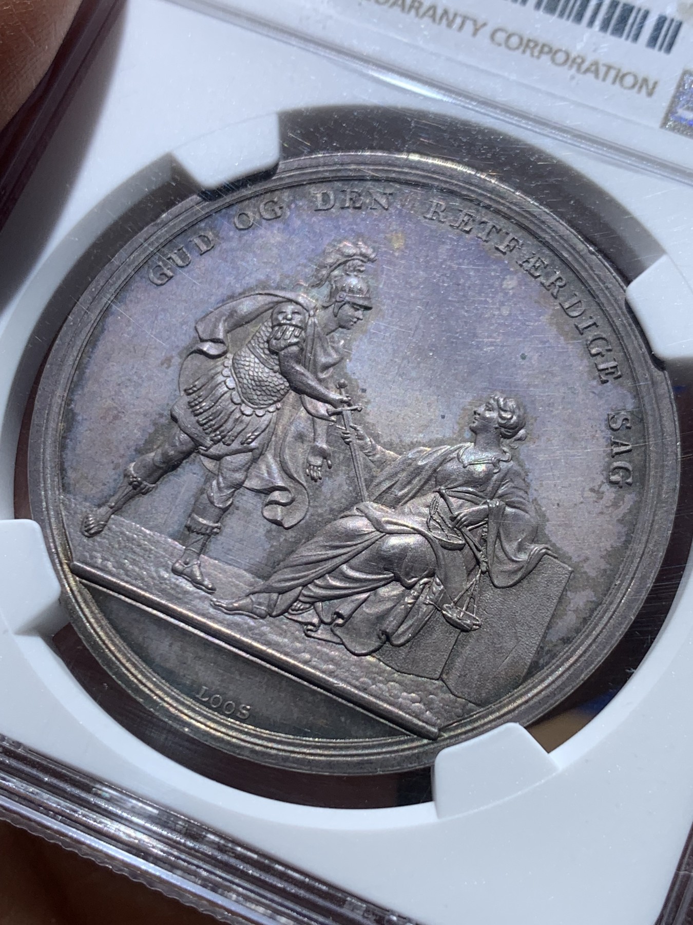 《竞宝斋》圣诞专辑  第一场  第227场 定制纪念章相赠 (全场顺丰包邮) NGC MS65 丹麦1801银章，哥本哈根战役，名家loos经典之作。镜面五彩冠军分数完美品。