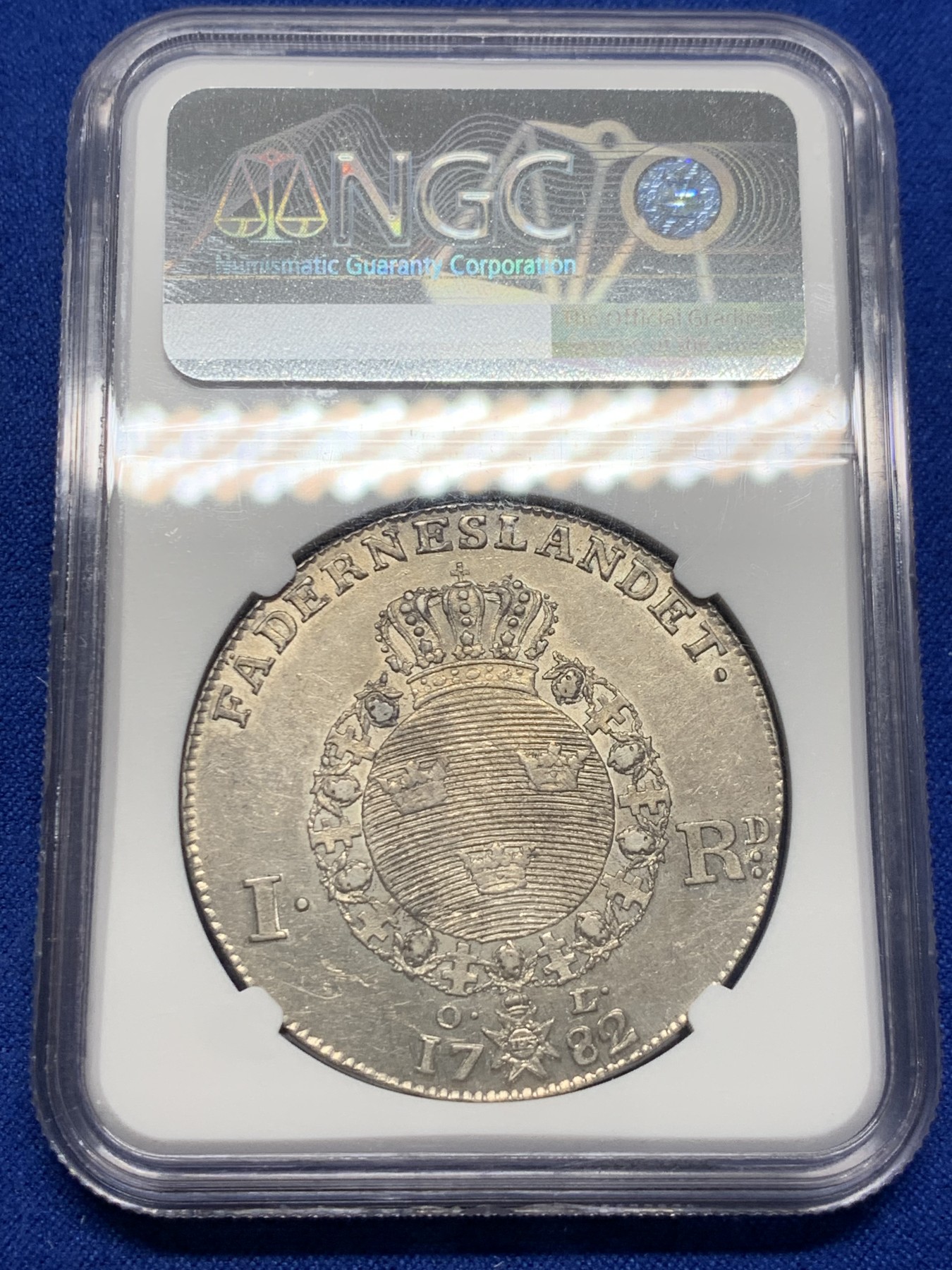 《竞宝斋》圣诞专辑  第一场  第227场 定制纪念章相赠 (全场顺丰包邮) NGC AU53 瑞典1782年里克斯大银币