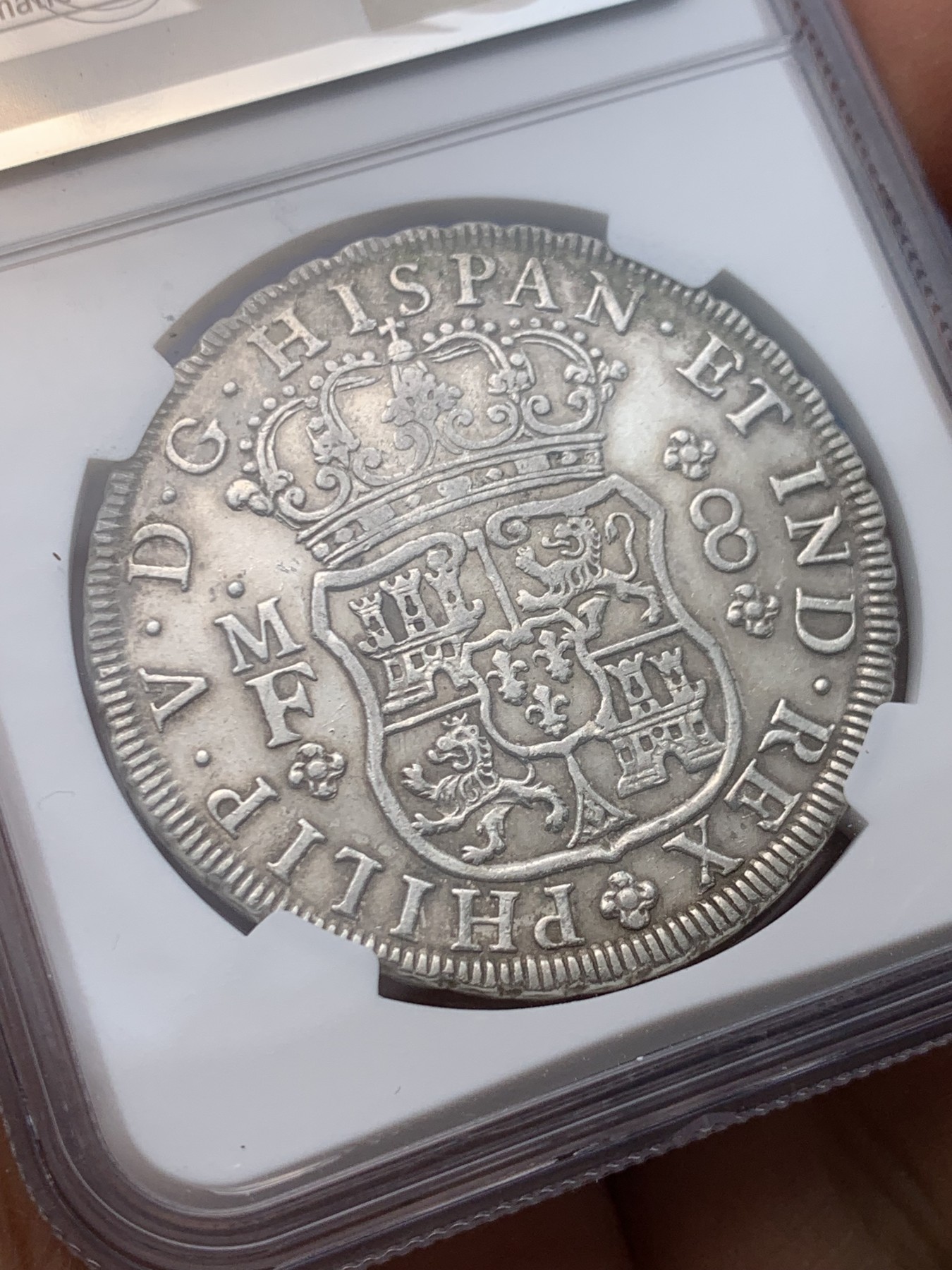 《竞宝斋》圣诞专辑  第二场  第228场 定制纪念章相赠 (全场顺丰包邮) NGC AUD 墨西哥 1736MO MF 地球双柱8R大银币 早期费五版本 难得状态