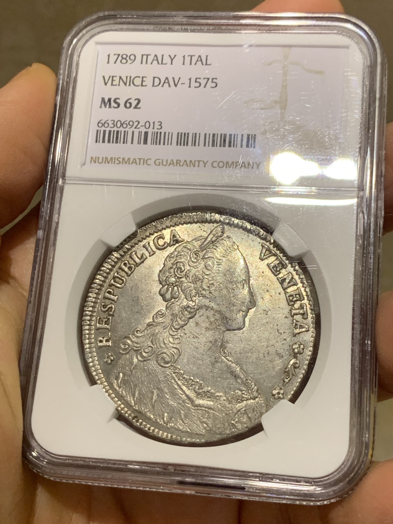 《竞宝斋》圣诞专辑  第一场  第227场 定制纪念章相赠 (全场顺丰包邮) NGC-MS62 意大利 威尼斯 1789年 泰勒 威尼斯飞狮纪念大银币 背部狮子浮雕生动 造型古朴雅致 NGC冠军分