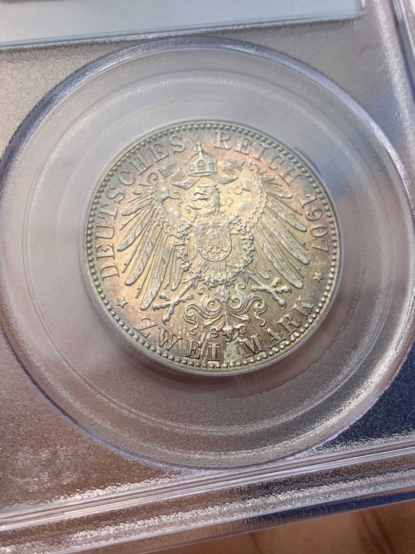 《竞宝斋》圣诞专辑  第一场  第227场 定制纪念章相赠 (全场顺丰包邮) PCGS MS67，德国1907巴登逝世纪念2马克银币，五彩包浆车轮光，2020年1月，SBP拍品，240美金，注:老白盒配官方高清图极罕见