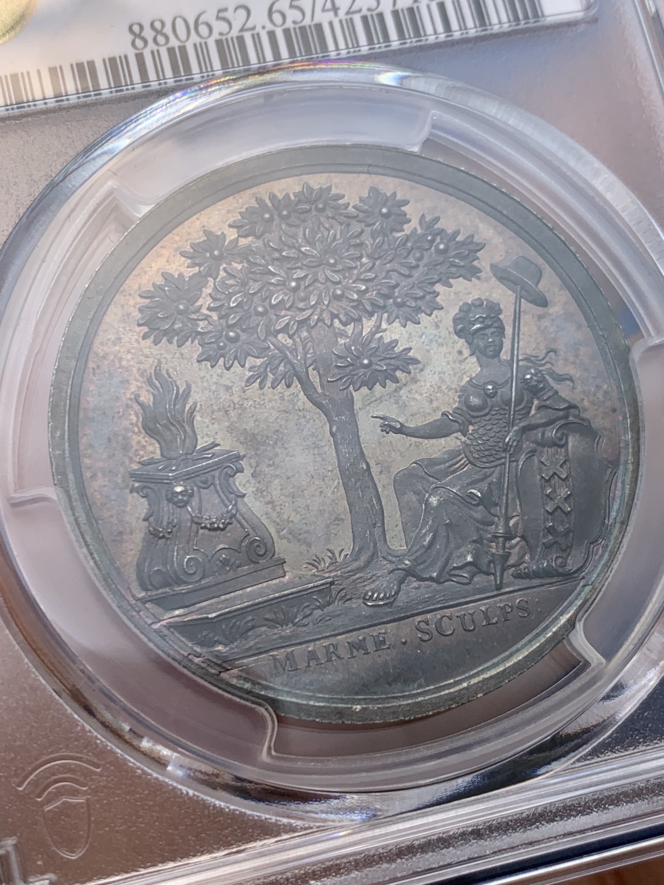 《竞宝斋》圣诞专辑  第一场  第227场 定制纪念章相赠 (全场顺丰包邮) PCGS SP65 荷兰1747银章，拿绍王子访问阿姆斯特丹，该品种好品少见，此枚酱彩极品。
