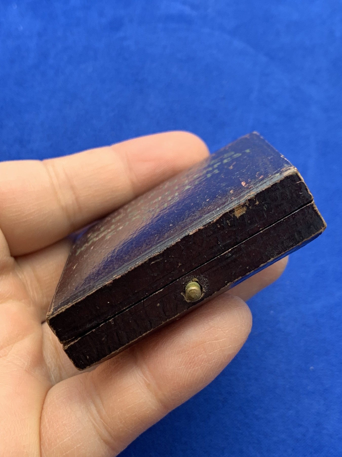 《竞宝斋》圣诞专辑  第一场  第227场 定制纪念章相赠 (全场顺丰包邮) 1912年瑞士圣加仑射击节银章，25.9mm 10.75g 边缘圆润厚实高浮雕 少见品种，真正原盒，瑞射藏家的喜爱品种