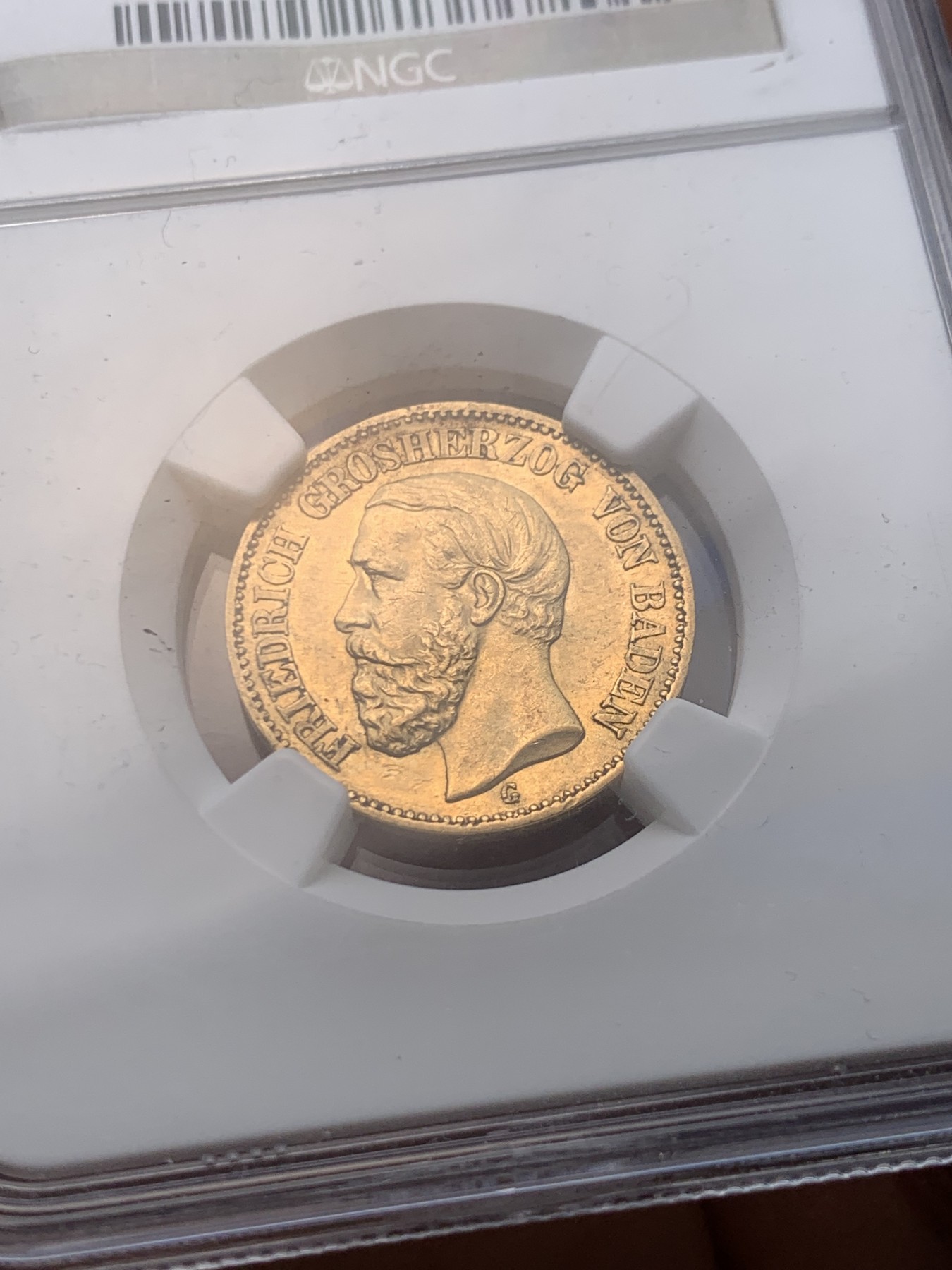 《竞宝斋》圣诞专辑  第一场  第227场 定制纪念章相赠 (全场顺丰包邮) NGC-AU58 德国巴登大公国  1873年20帝国金马克金币 热门的德二短翅鹰，细节和光度都非常好，感觉低评