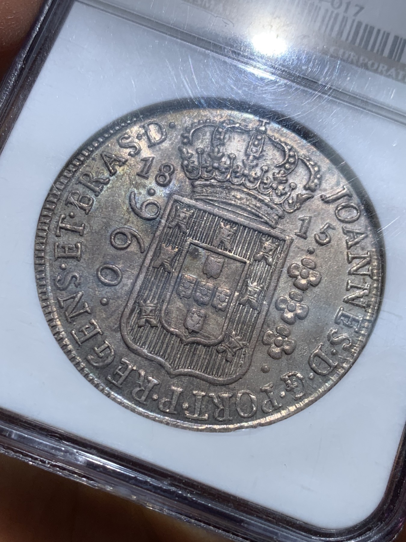 《竞宝斋》圣诞专辑  第二场  第228场 定制纪念章相赠 (全场顺丰包邮) NGC MS62 巴西1815年地球960瑞斯大银币 双面全深打 底板光洁 非常好