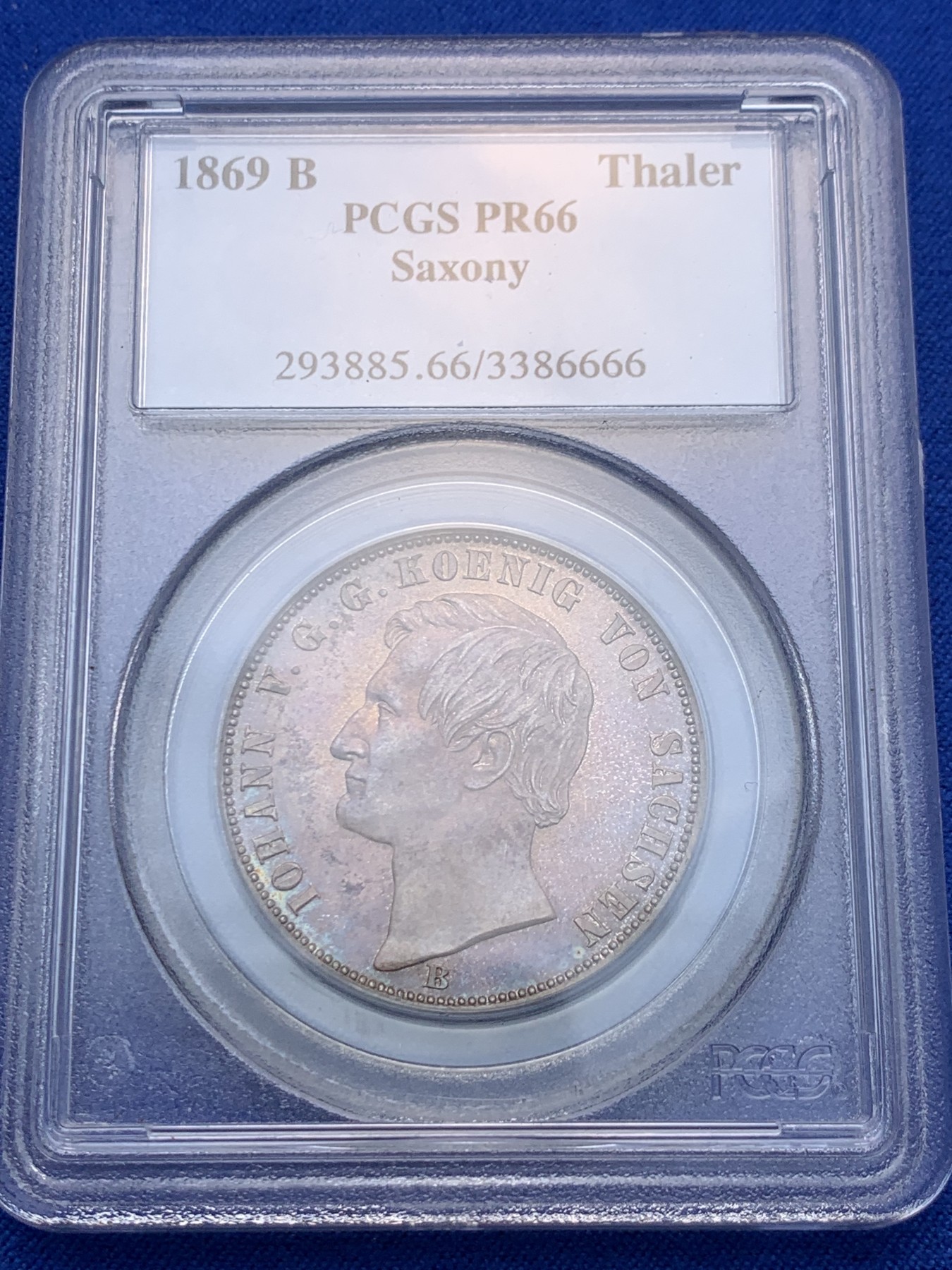 《竞宝斋》圣诞专辑  第一场  第227场 定制纪念章相赠 (全场顺丰包邮) 唯一冠军分 PCGS PR66 德国 1869 萨克森 双狮泰勒 紫罗兰包浆 底板如镜，P早期盒装 可遇不可求的状态