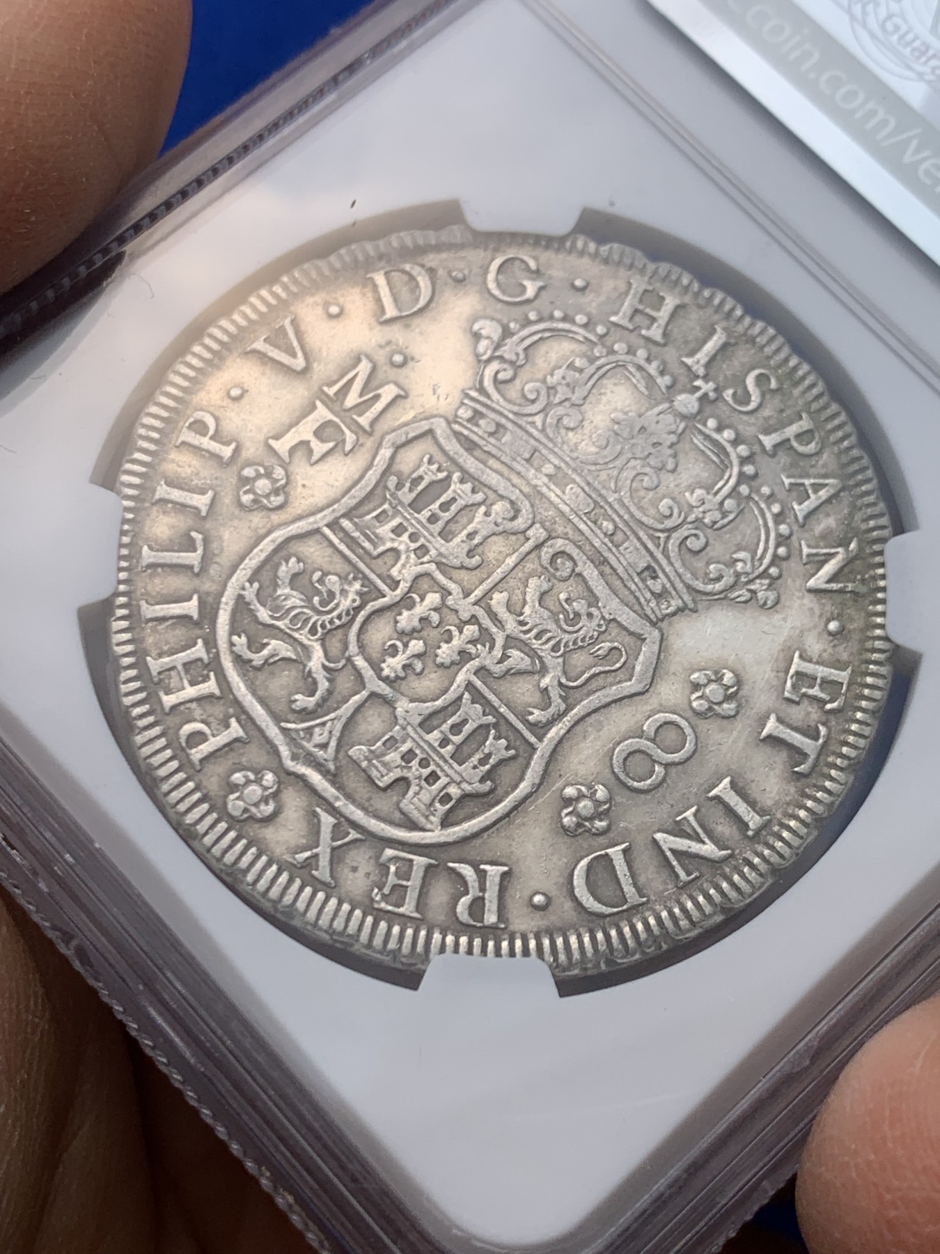 《竞宝斋》圣诞专辑  第二场  第228场 定制纪念章相赠 (全场顺丰包邮) NGC AUD 墨西哥 1736MO MF 地球双柱8R大银币 早期费五版本 难得状态