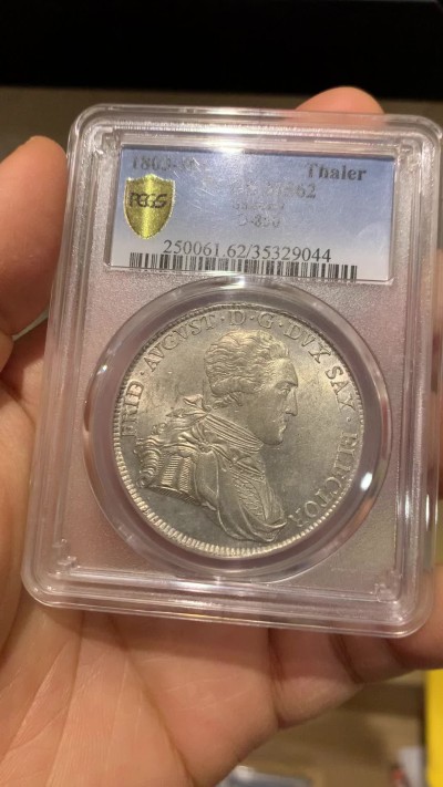《竞宝斋》圣诞专辑  第一场  第227场 定制纪念章相赠 (全场顺丰包邮) PCGS-MS62 德国1803年萨克森 泰勒大银币 PC冠军分 币面压力十足，转光感强烈，无弱打无减重痕，十分难得