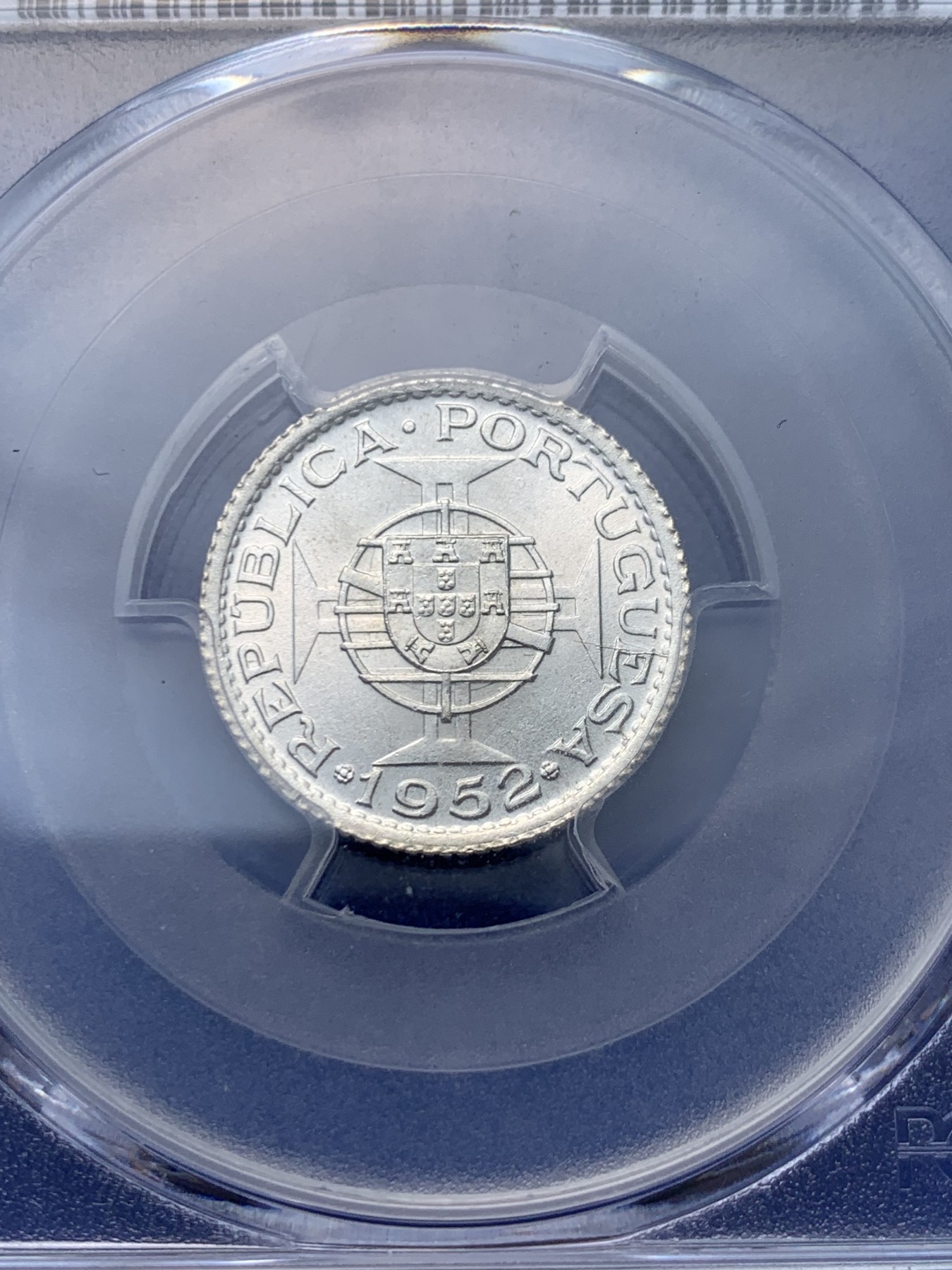 《竞宝斋》圣诞专辑  第一场  第227场 定制纪念章相赠 (全场顺丰包邮) PCGS MS67 澳门1952年1元 冠军分