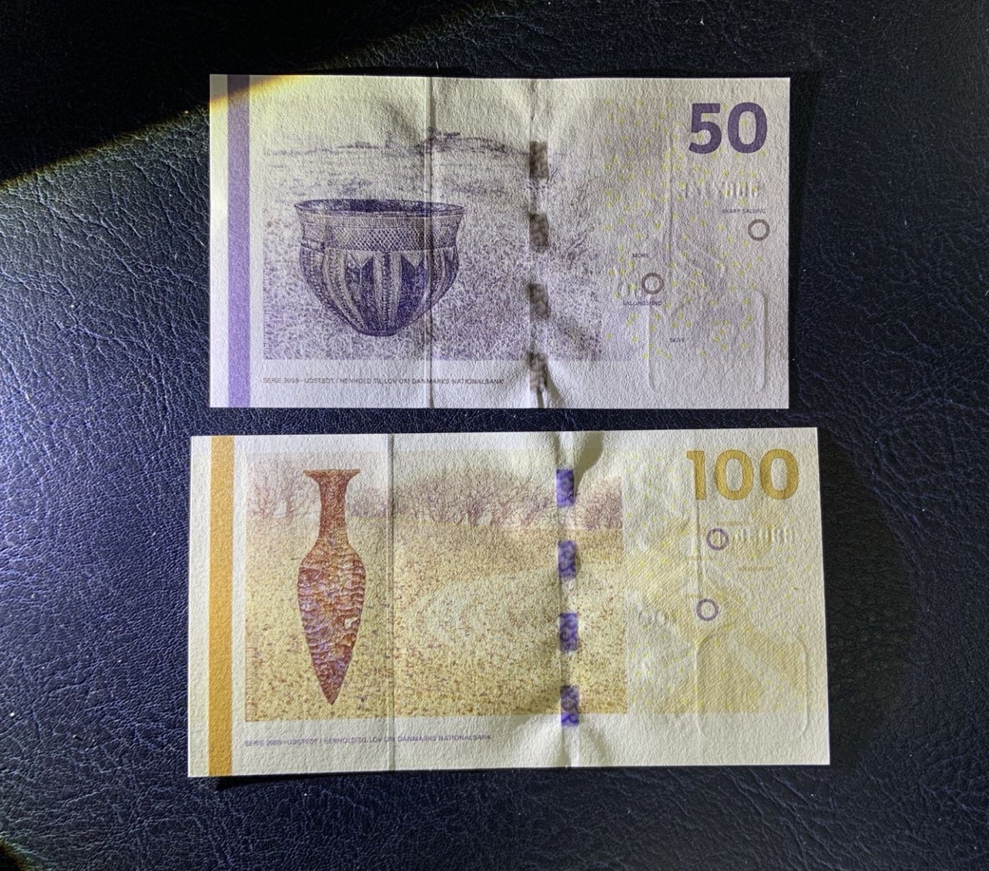 收藏联盟Quantum Auction 第313期拍卖  丹麦2013年50和100克朗 品相全新UNC 水印处压根为正常工艺