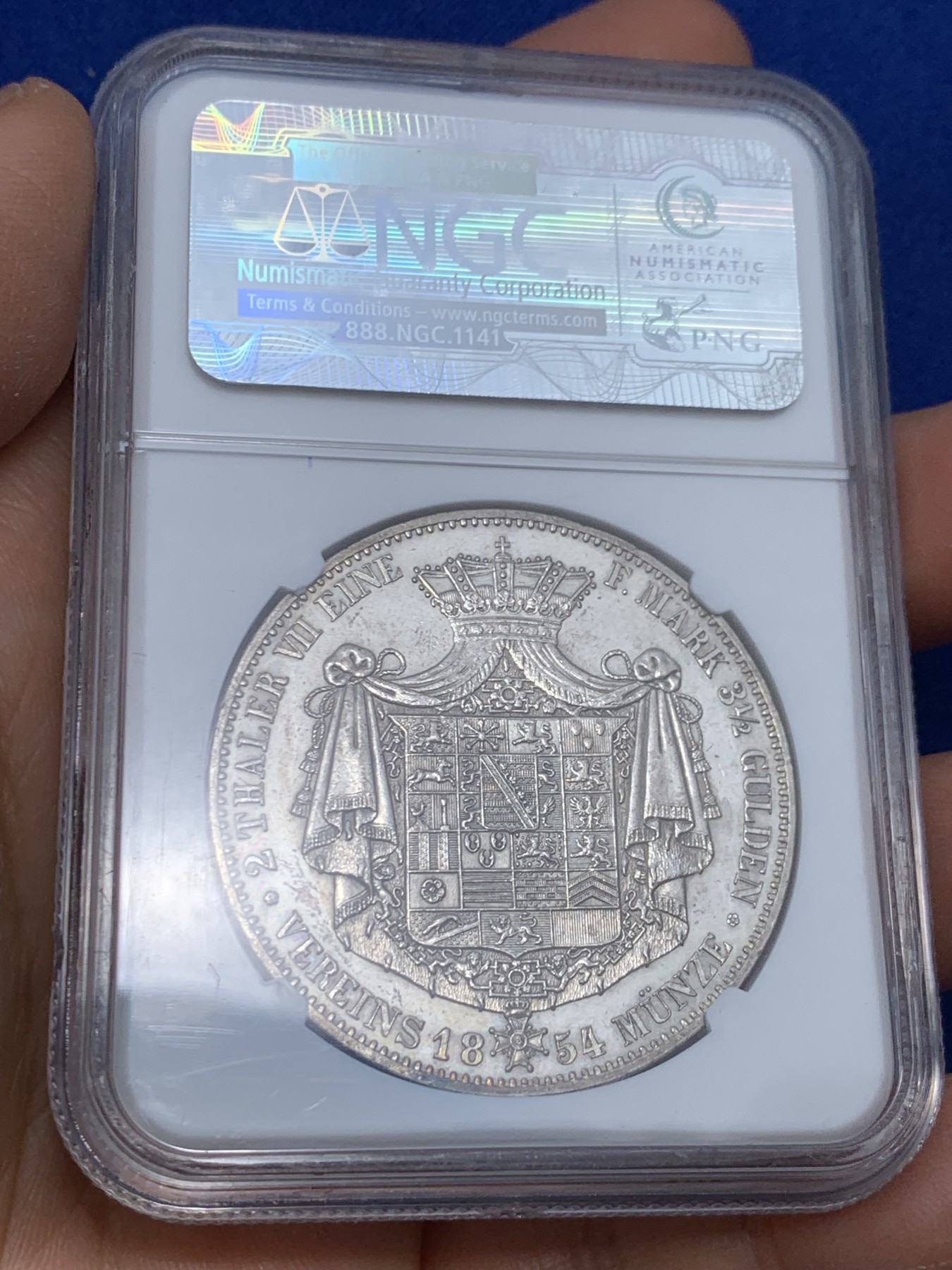 《竞宝斋》圣诞专辑  第一场  第227场 定制纪念章相赠 (全场顺丰包邮) 冠军分 NGC MS62 德国 1854 萨克森-科堡-哥达公爵 恩斯特二世 2泰勒大银币 单一年份稀少品种  PL底板 他的弟弟便是维多利亚女王的丈夫 Ha拍卖原物来价5160美元