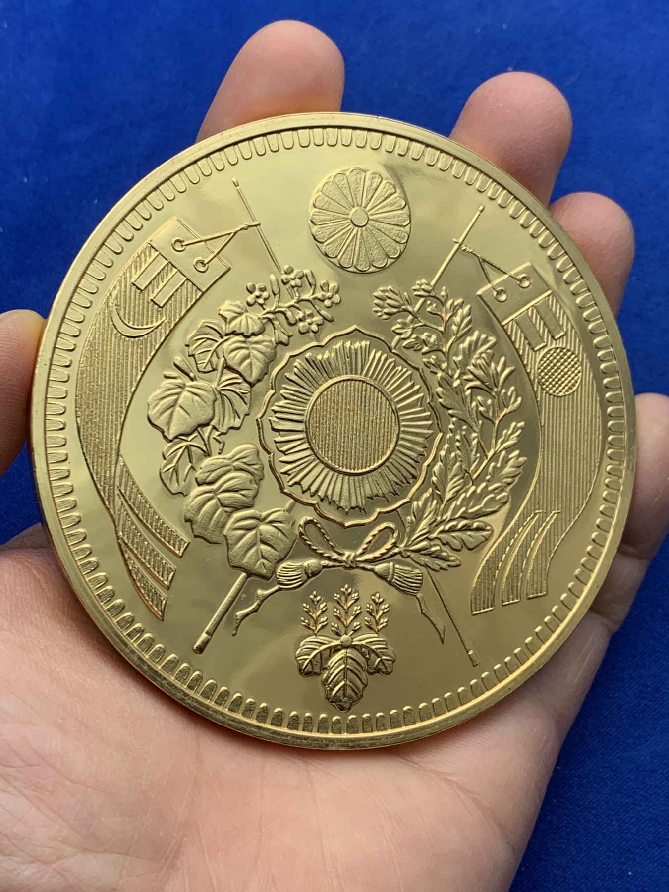 《竞宝斋》圣诞专辑  第一场  第227场 定制纪念章相赠 (全场顺丰包邮) 日本 镀金大银章 362克 仿二十元金币样式 999银 镀24k金