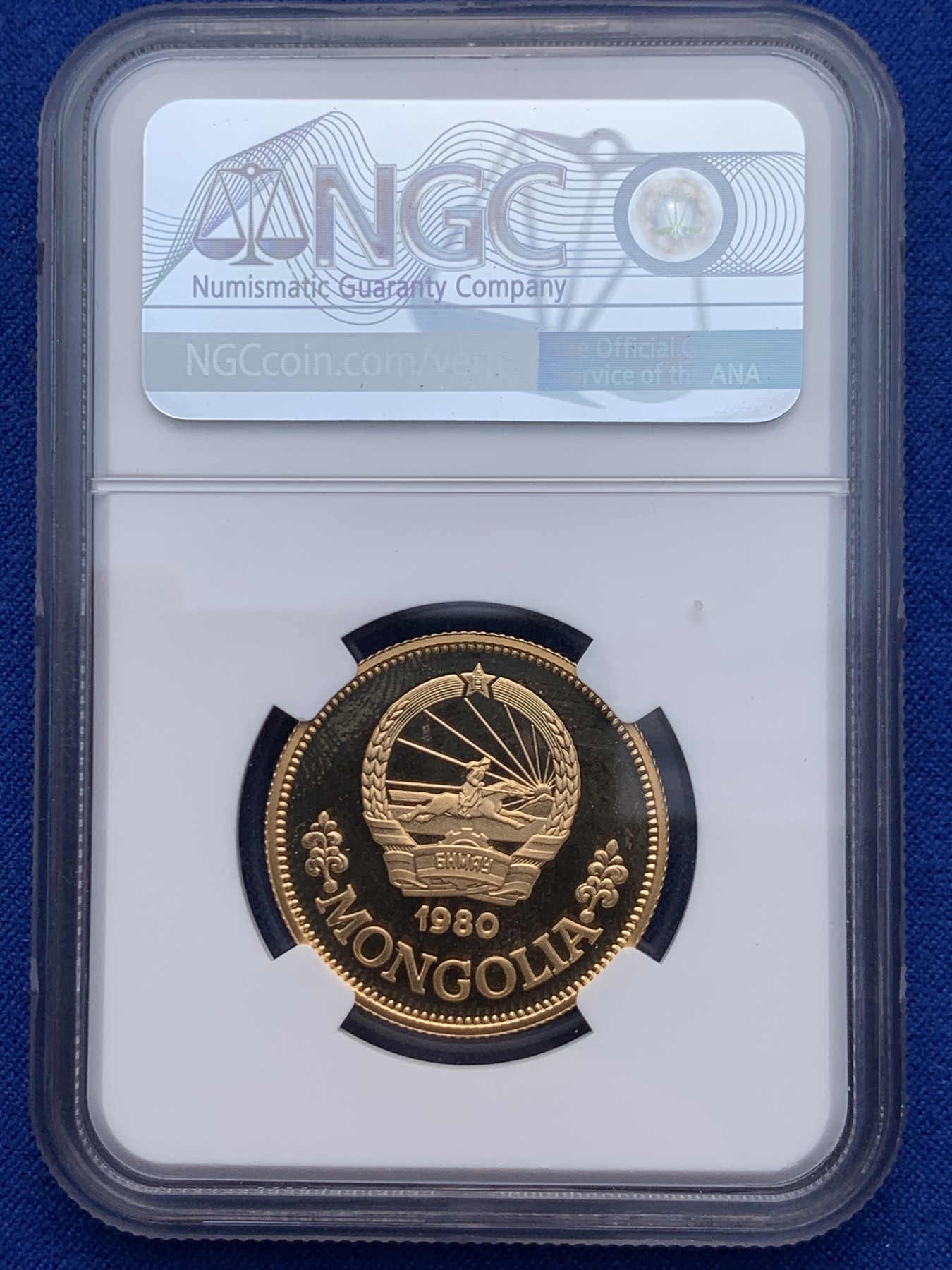 《竞宝斋》圣诞专辑  第二场  第228场 定制纪念章相赠 (全场顺丰包邮) NGC- PF66UC蒙古国1980年国际儿童年金币 18.79克900金美不胜收