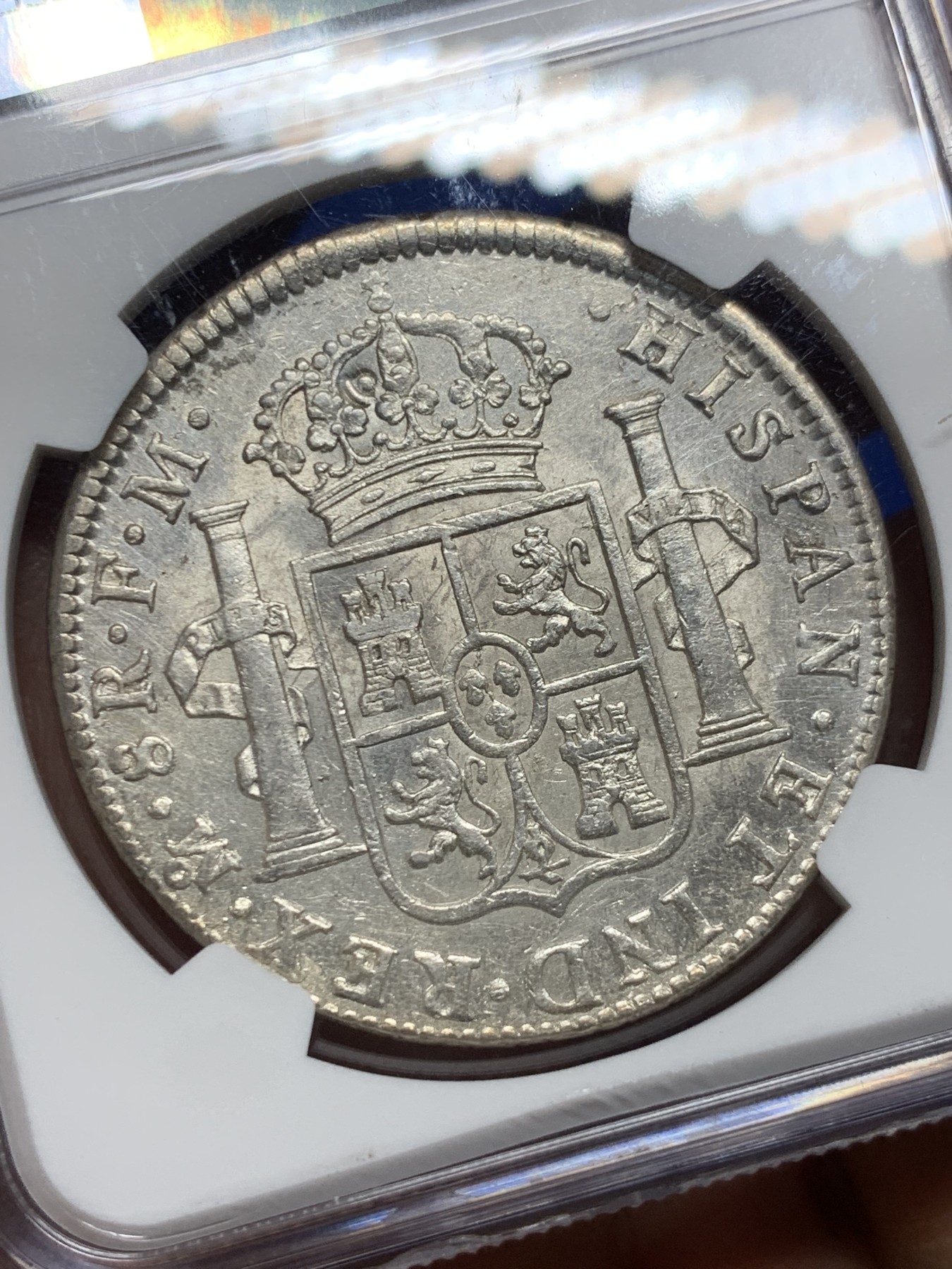 《竞宝斋》圣诞专辑  第二场  第228场 定制纪念章相赠 (全场顺丰包邮) NGC UNC 西属墨西哥1797年MO FM卡洛斯四世双柱8R银币 未流通状态 高性价比 细节见图