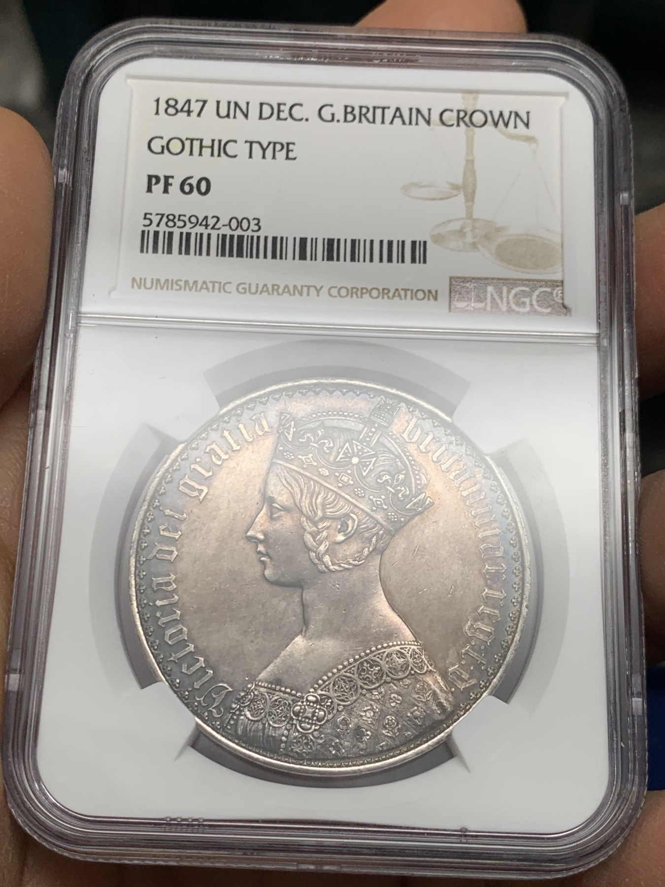 《竞宝斋》圣诞专辑  第二场  第228场 定制纪念章相赠 (全场顺丰包邮) NGC-PF60 英国 1847年哥特克朗 细节完整 包浆醇厚 钱币收藏者的终身追求