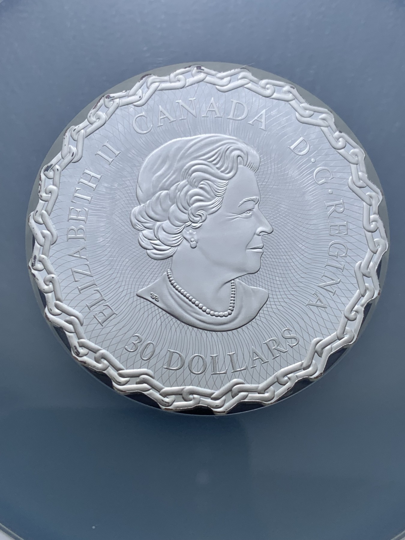 《竞宝斋》圣诞专辑  第二场  第228场 定制纪念章相赠 (全场顺丰包邮) 加拿大圣劳伦斯航道60周年纪念银币-30加元（唯一蓝标首期冠军分），海外售价2000+   52.6mm 2盎司 999银 发行量2000枚