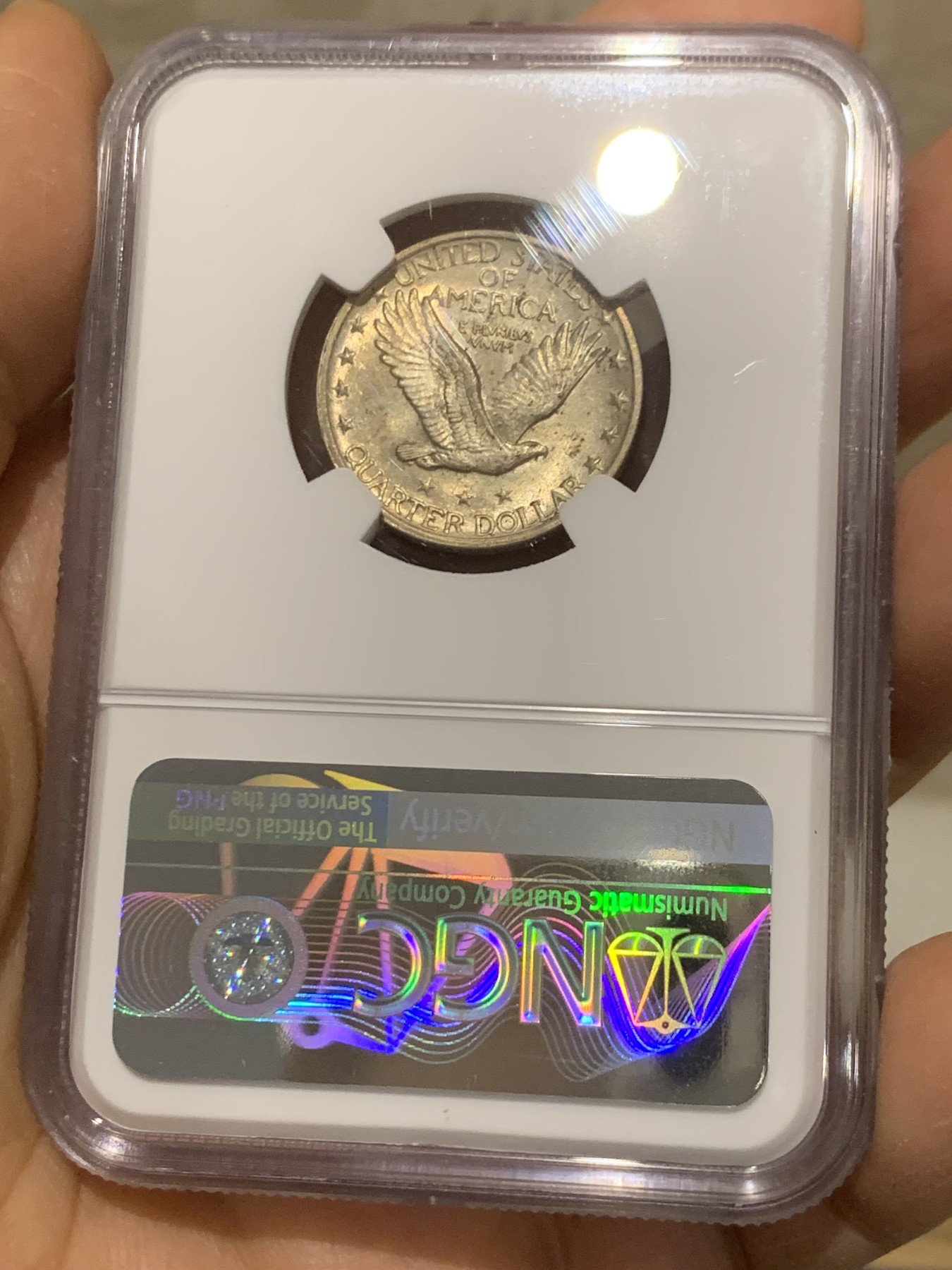 《竞宝斋》圣诞专辑  第二场  第228场 定制纪念章相赠 (全场顺丰包邮) NGC-MS63 美国1920年25分银币，站立女神第二版。这枚打制深峻，接近full head，双面曝光且带黄油包浆。大受美国人喜爱的设计，在2016年专门复刻了金币，在本土的售价也一直不低。