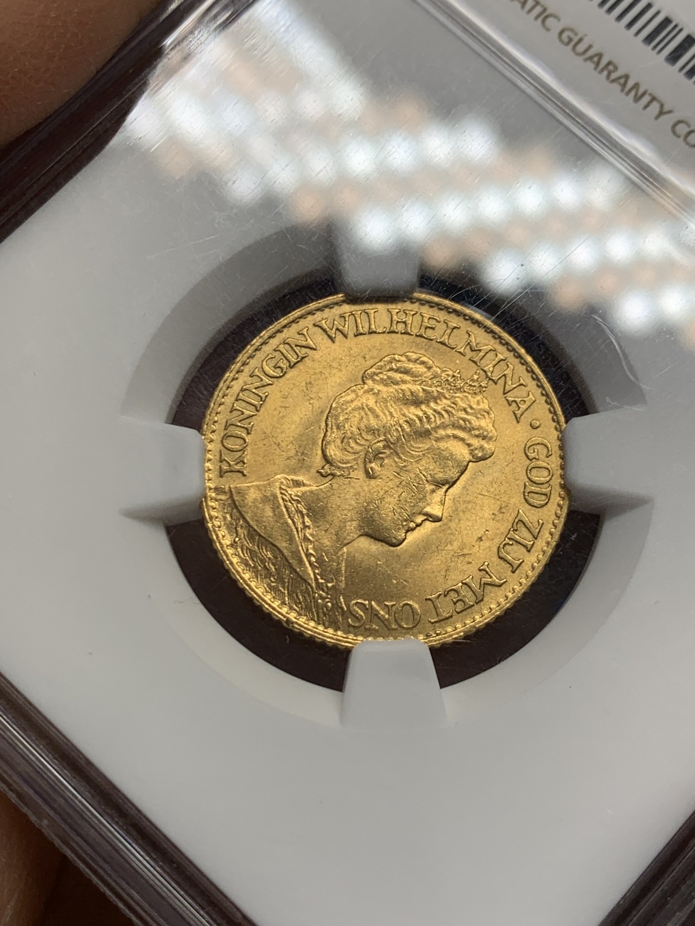 《竞宝斋》圣诞专辑  第二场  第228场 定制纪念章相赠 (全场顺丰包邮) NGC-MS64 1917荷兰威廉明娜10盾金币 少妇版车轮光金灿灿 热门好品潜力高