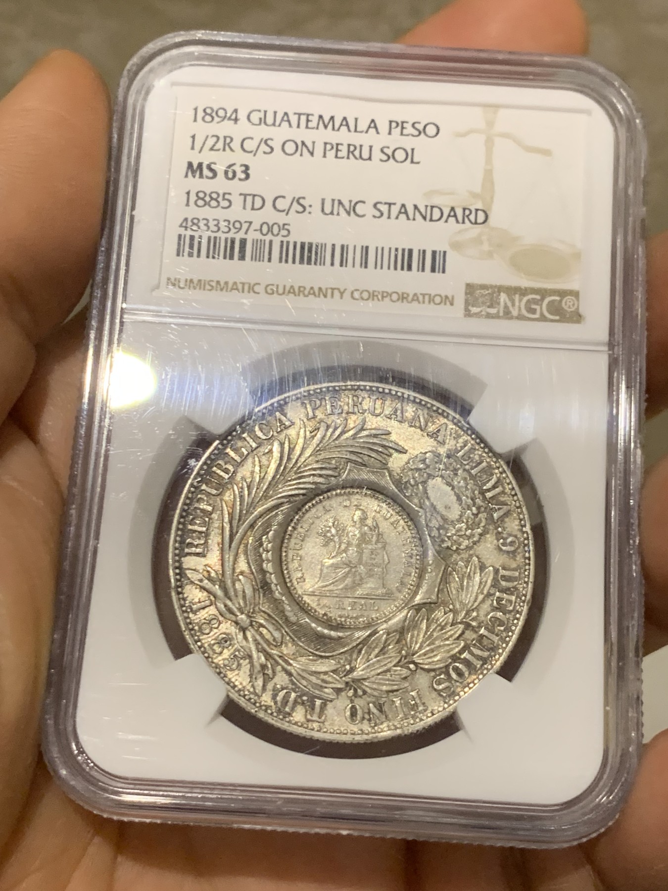 《竞宝斋》圣诞专辑  第二场  第228场 定制纪念章相赠 (全场顺丰包邮) NGC-MS63 危地马拉 1894年 加盖秘鲁比索 热门加盖品种 中南美洲大热 HA23年11月N61成交432美金