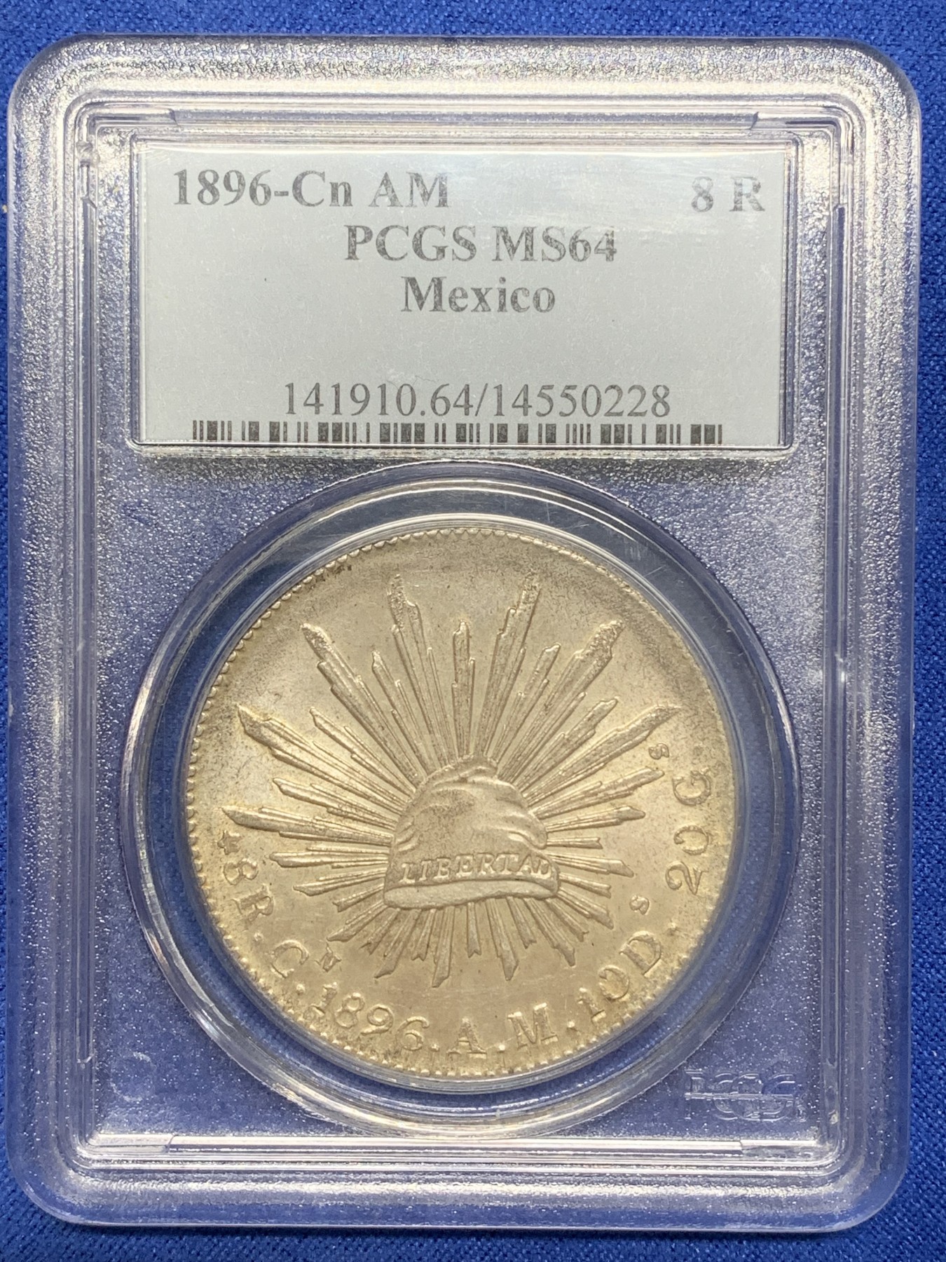 《竞宝斋》圣诞专辑  第二场  第228场 定制纪念章相赠 (全场顺丰包邮) PCGS-MS64 墨西哥 1896年 8瑞尔 花边鹰洋 略少厂别 绝版老白盒 味道不错