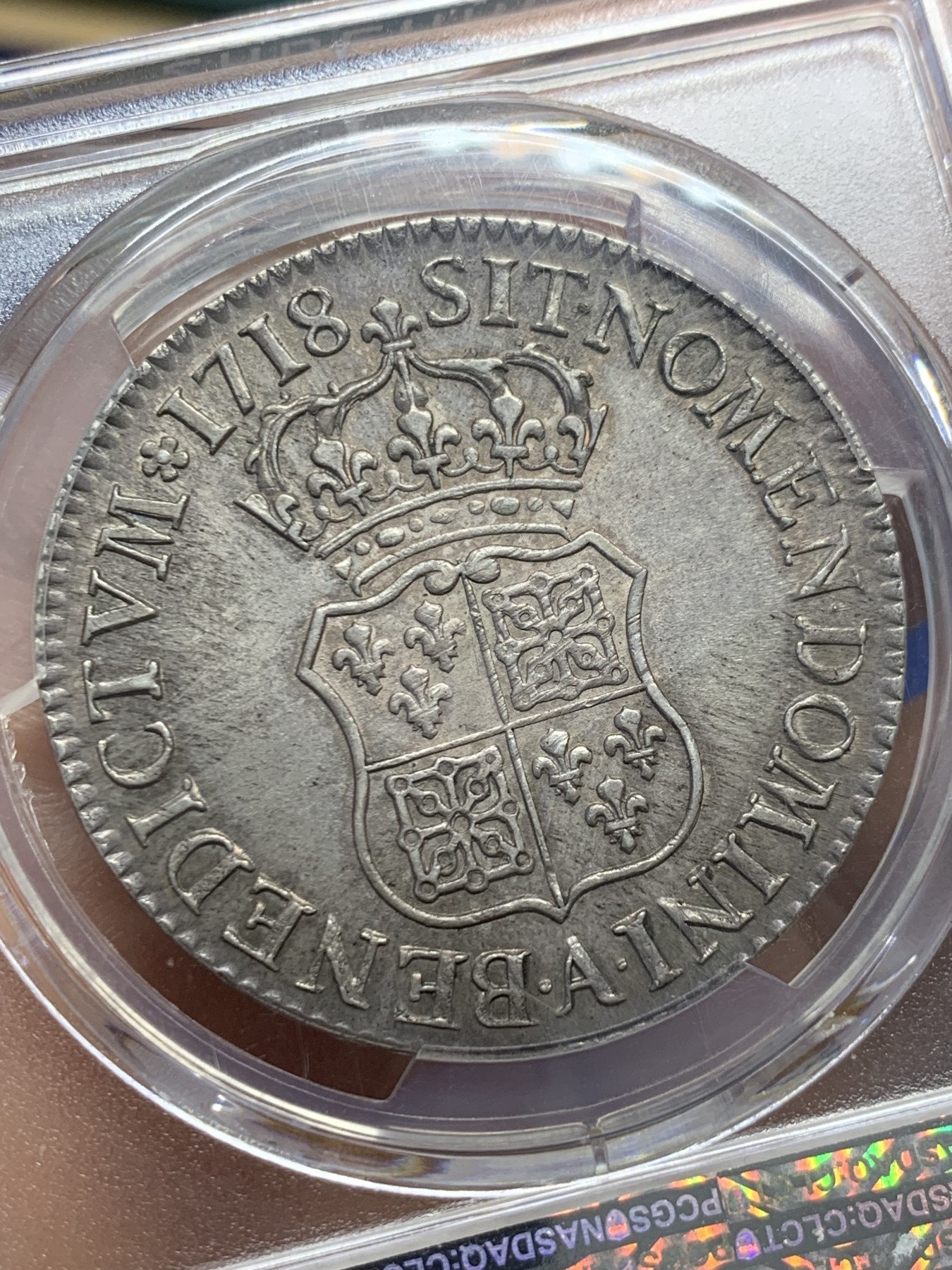 《竞宝斋》圣诞专辑  第二场  第228场 定制纪念章相赠 (全场顺丰包邮) PCGS-MS62 法国1718-A路易十五幼年版埃居 好彩少见MS出分品种 少减重痕 双面全深打 法系必备