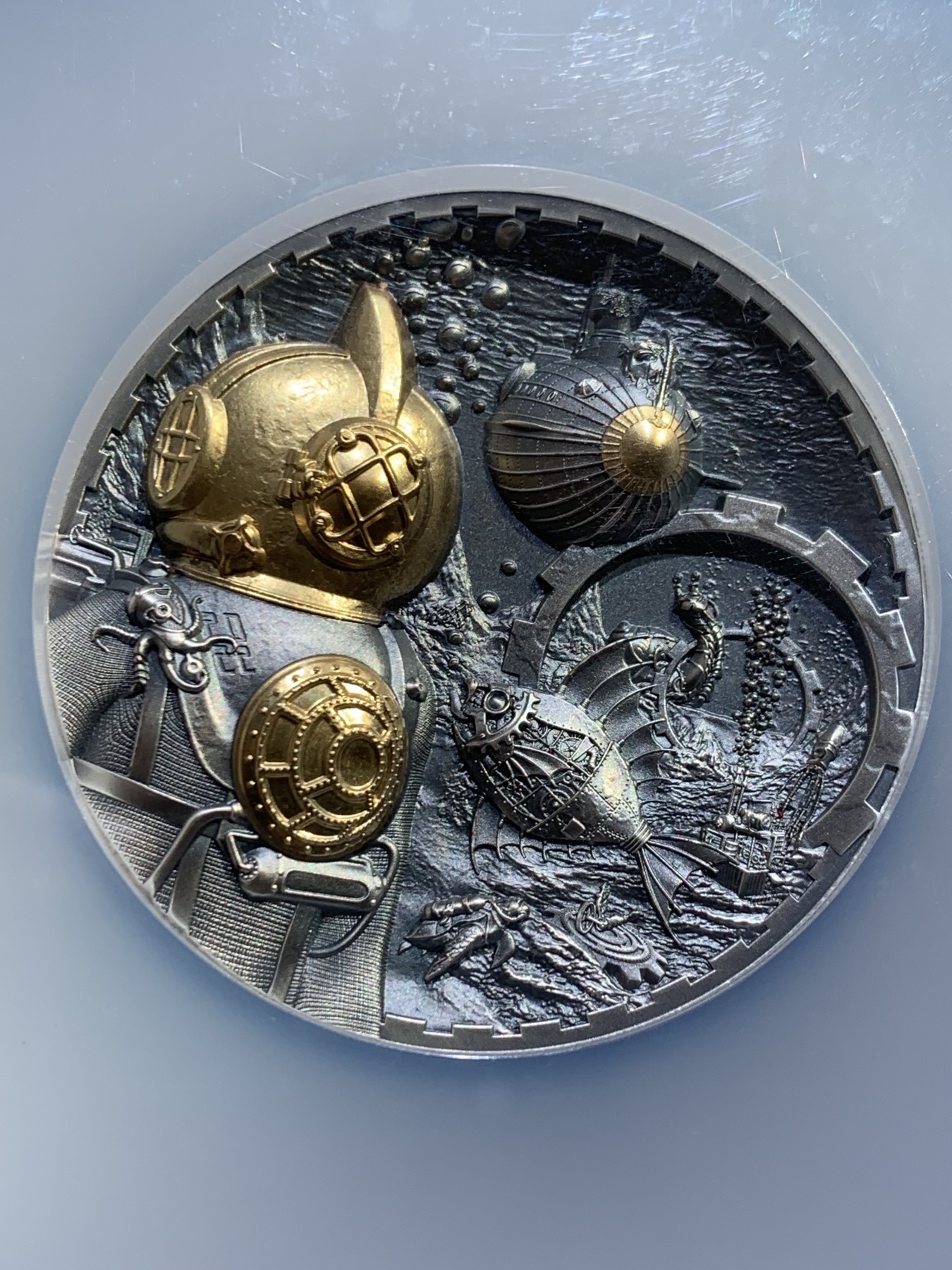 《竞宝斋》圣诞专辑  第二场  第228场 定制纪念章相赠 (全场顺丰包邮) NGC MS70 2022年库克蒸汽朋克系列-鹦鹉螺浮雕镀金仿古纪念银币 盒装  50mm 3盎司 999银 发行量888枚