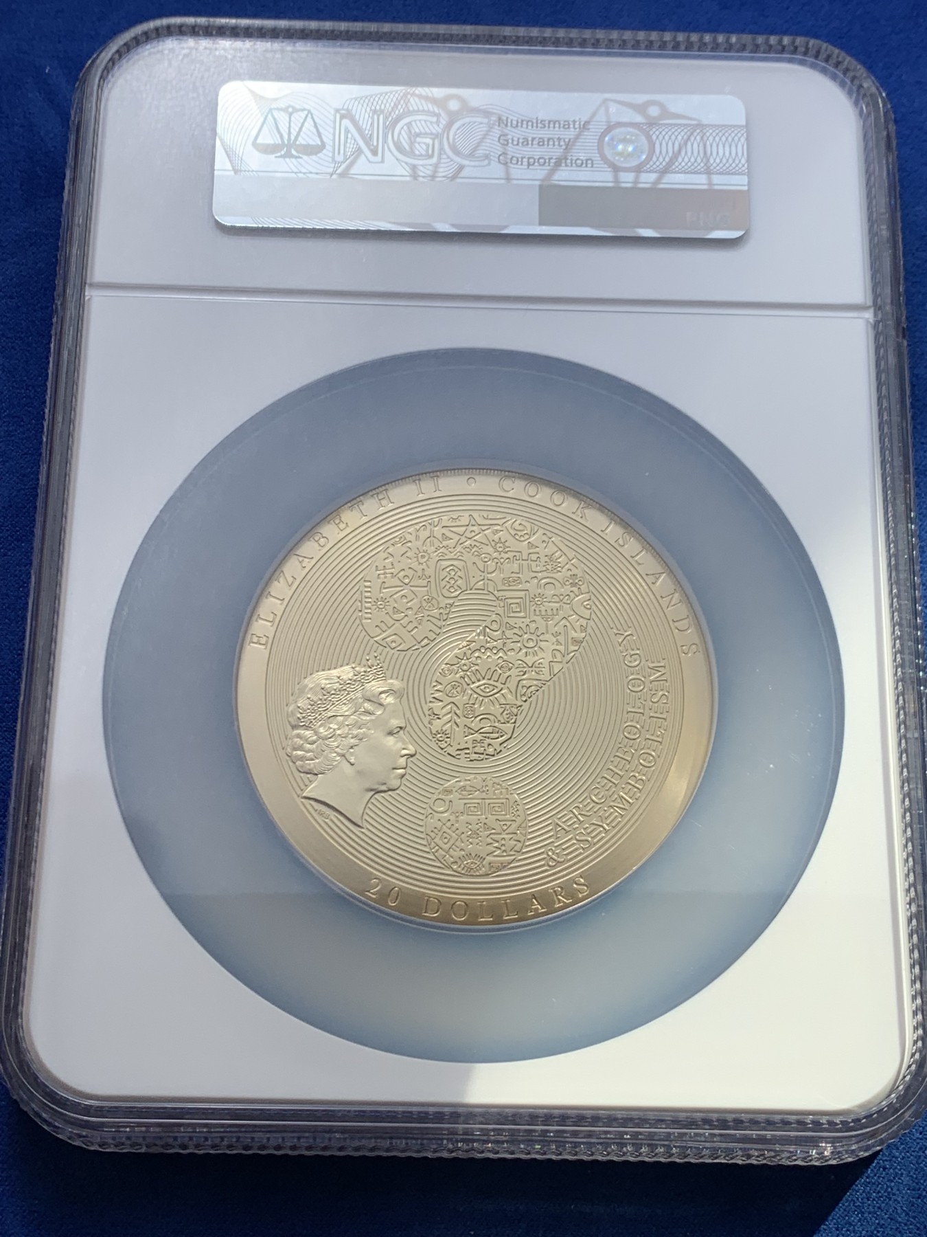 《竞宝斋》圣诞专辑  第二场  第228场 定制纪念章相赠 (全场顺丰包邮) NGC MS70 2019年库克考古学系列-生命之轮镀金银币（限量-蓝标首期）， 65mm，3盎司，999银，市场价值5000+，发行量33枚。