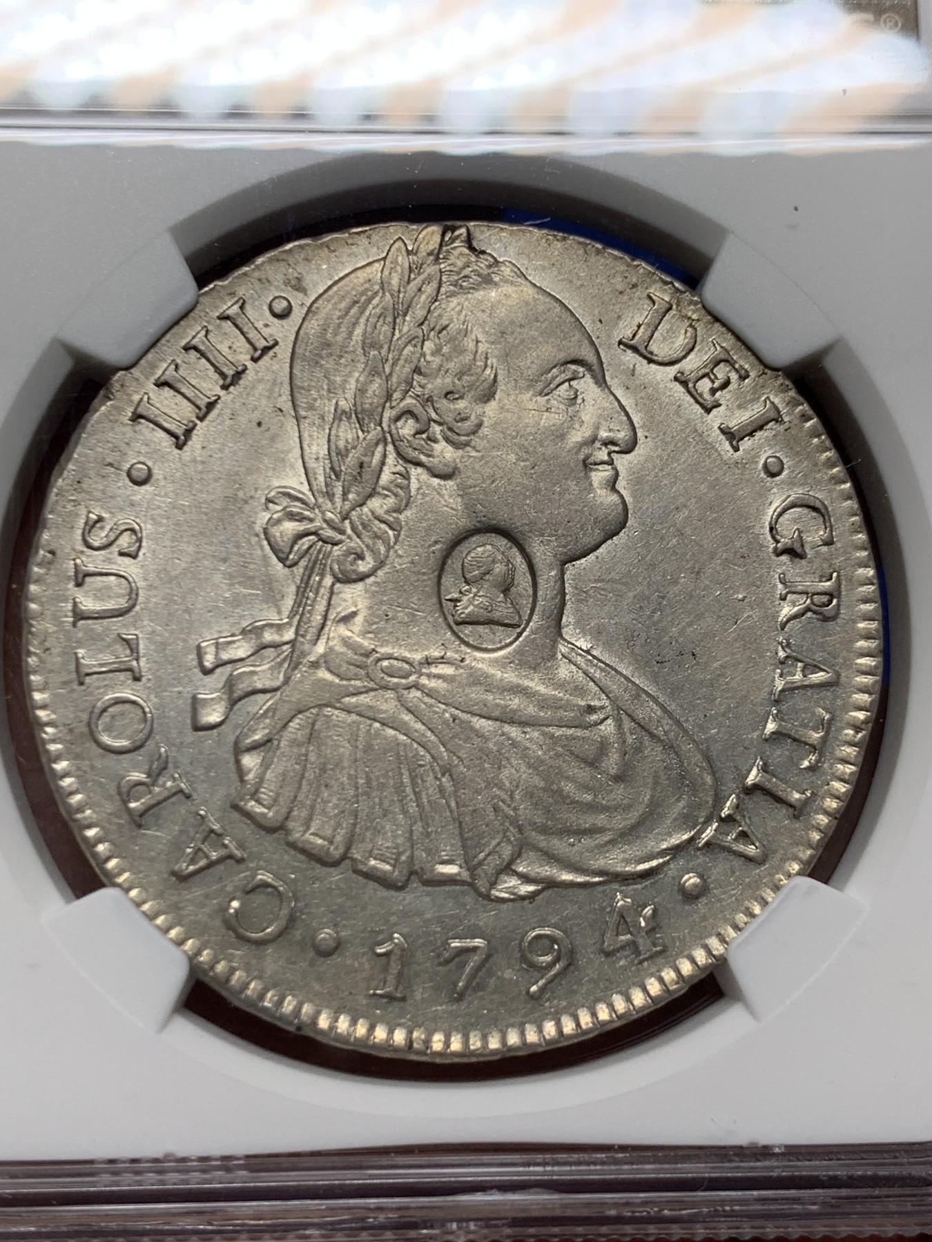 《竞宝斋》圣诞专辑  第二场  第228场 定制纪念章相赠 (全场顺丰包邮) NGC AU58 季军 英国1794年乔治三世加盖秘鲁8里亚尔，秘鲁加盖少见