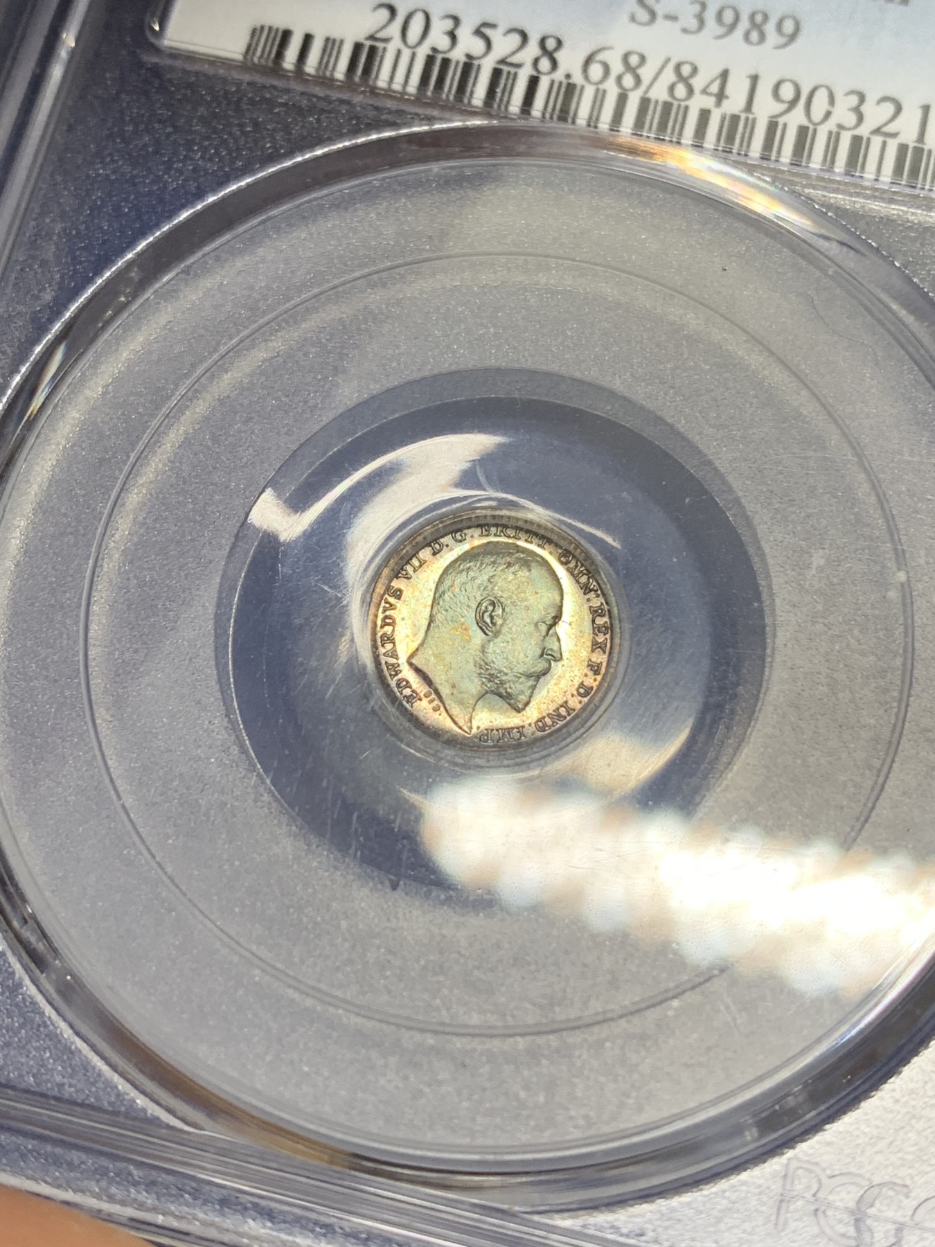 《竞宝斋》圣诞专辑  第二场  第228场 定制纪念章相赠 (全场顺丰包邮) 4枚一组 PCGS-PL66-68 英国1906年爱德华七世 濯足节套币。镜面感非常明显，且有统一的欧珀光泽包浆，全套高分，包含多枚冠军分，不可超越的一套。带同年份原盒。