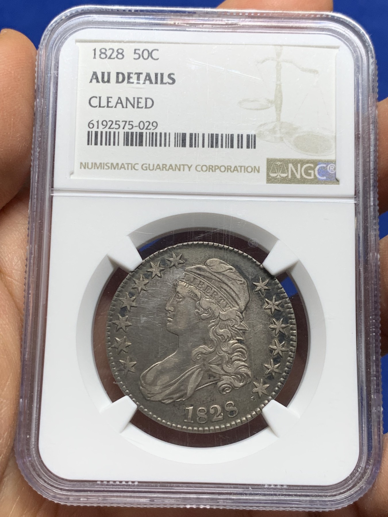 《竞宝斋》圣诞专辑  第二场  第228场 定制纪念章相赠 (全场顺丰包邮) NGC AUD 美国1828年美利坚女人大波浪半美元银币 极少见品种 底板佳 细节好 未见清洗