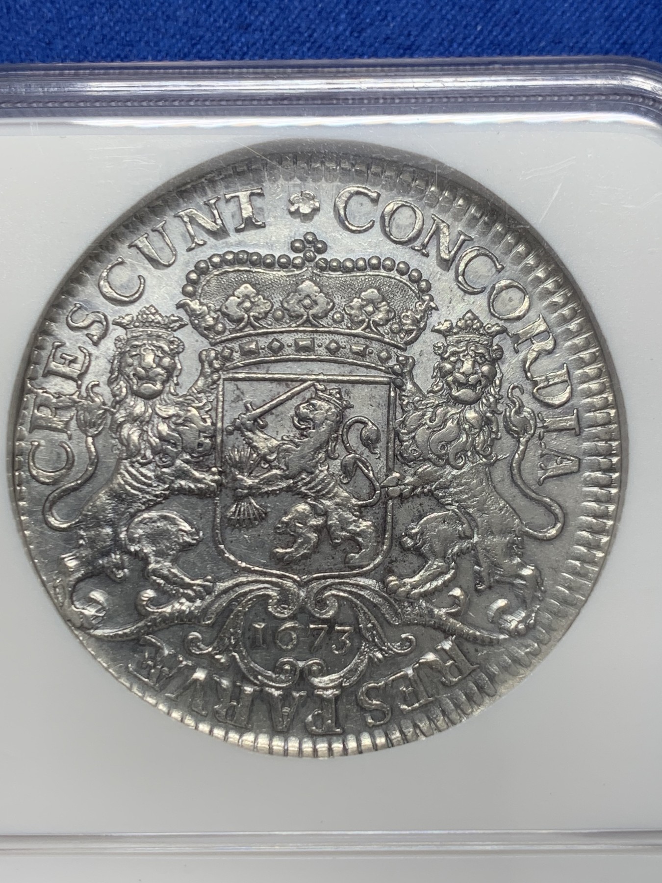 《竞宝斋》圣诞专辑  第二场  第228场 定制纪念章相赠 (全场顺丰包邮) 稀少亚军分！NGC MS61 荷兰 1673 荷兰省 2杜卡特 大马剑银币 64.55克 双倍的快乐 底板光度好 全深打 非常难的品种 上涨幅度惊人