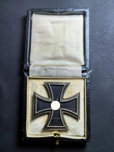 盛世勋华——号角文化勋章邮票专场拍卖第160期 - 德国（1939）一级铁十字勋章 带L15厂标（Otto Schickle） 原盒