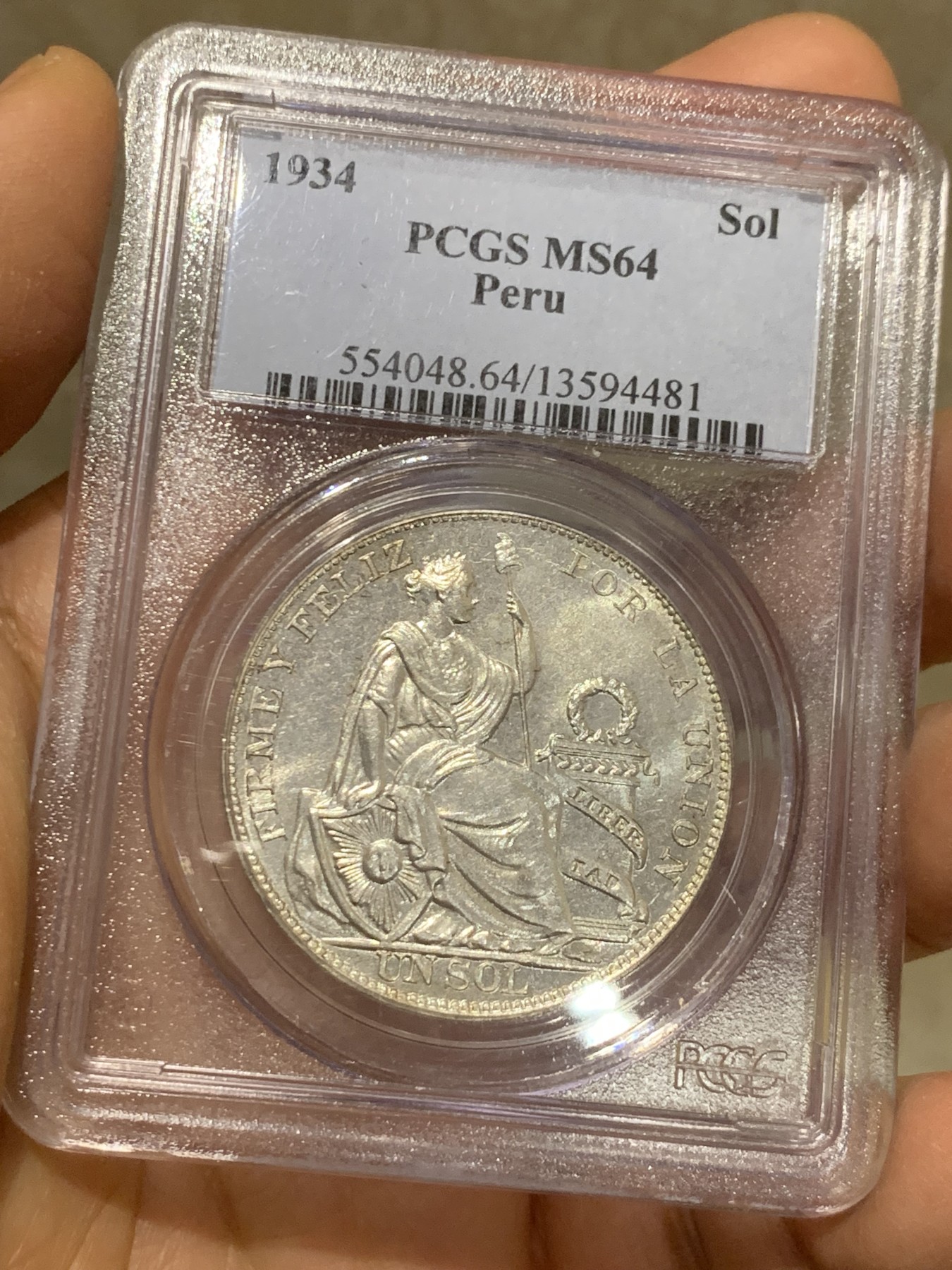 《竞宝斋》圣诞专辑  第二场  第228场 定制纪念章相赠 (全场顺丰包邮) PCGS-MS64 秘鲁 1934年 1索尔 pc早期老白盒 光度十足 分数高
